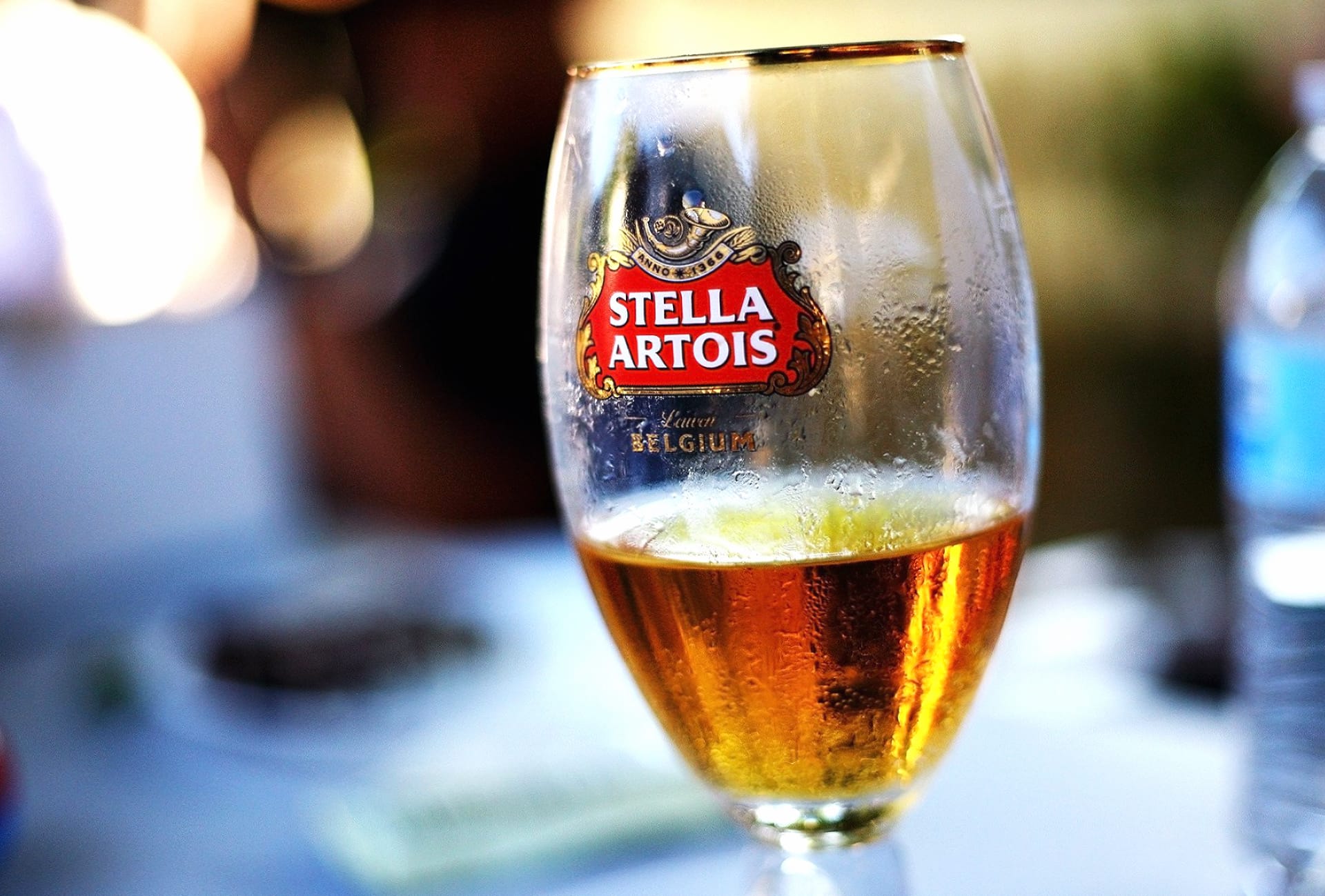 Stella Artois at 1024 x 1024 iPad size wallpapers HD quality