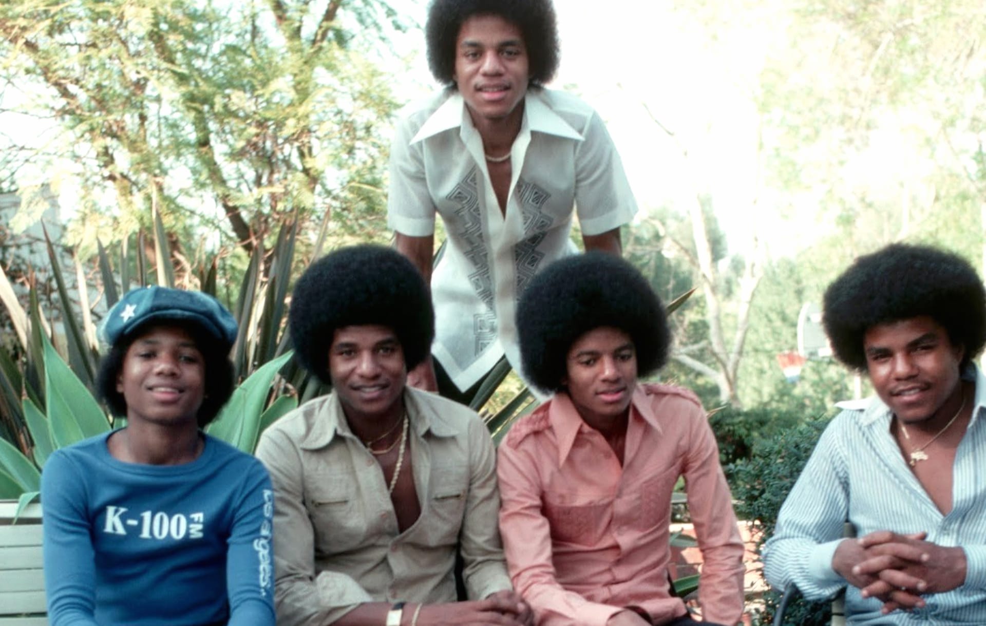The Jackson 5 at 1024 x 1024 iPad size wallpapers HD quality