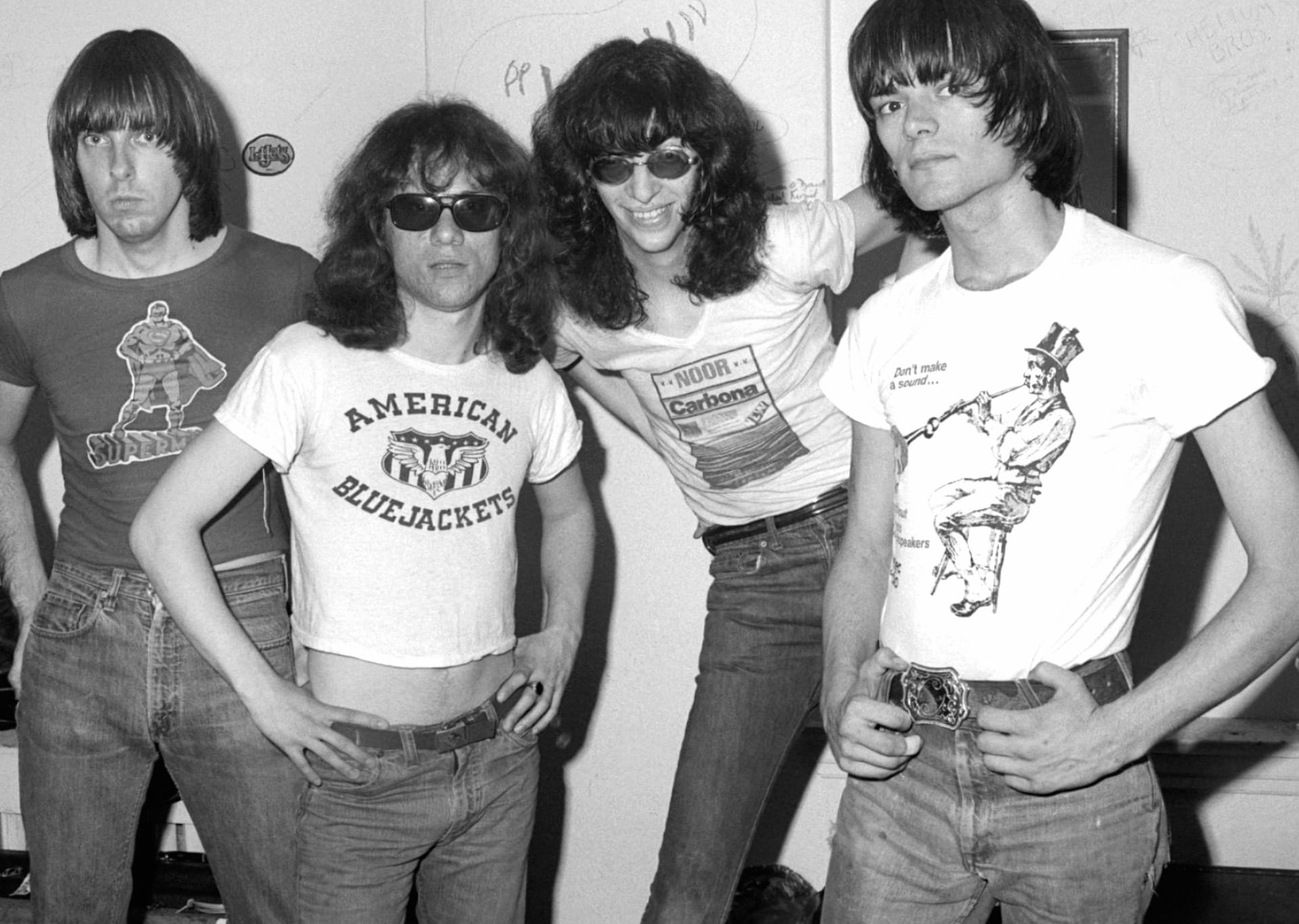 The Ramones at 1334 x 750 iPhone 7 size wallpapers HD quality