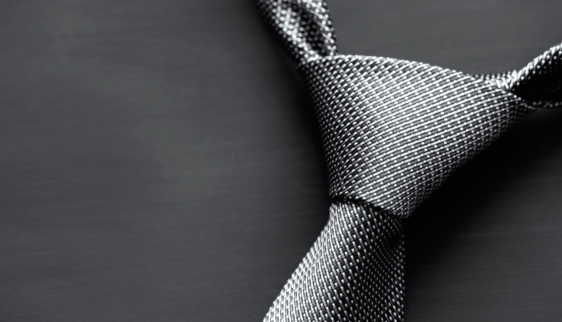 Tie at 750 x 1334 iPhone 6 size wallpapers HD quality