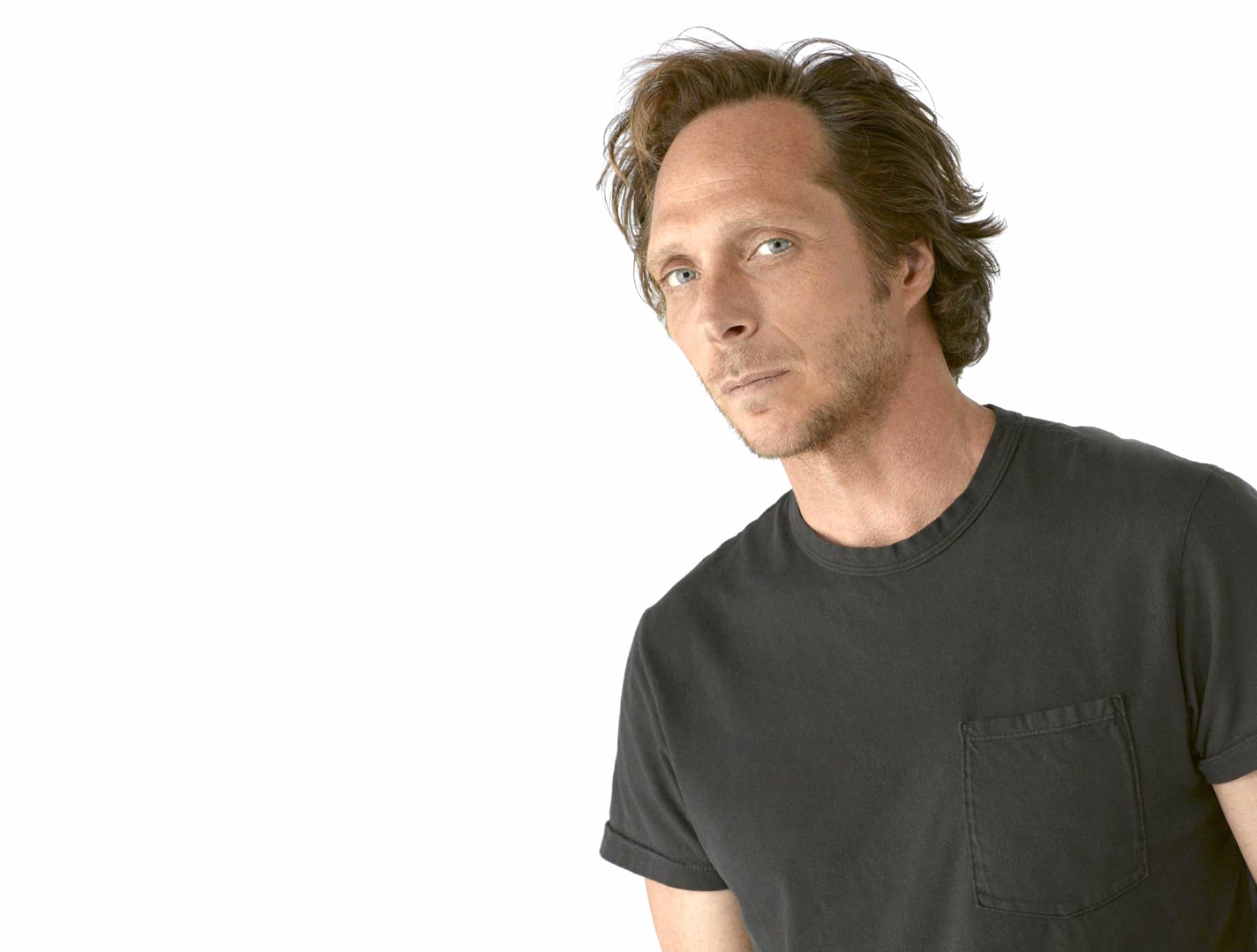 William Fichtner at 1152 x 864 size wallpapers HD quality