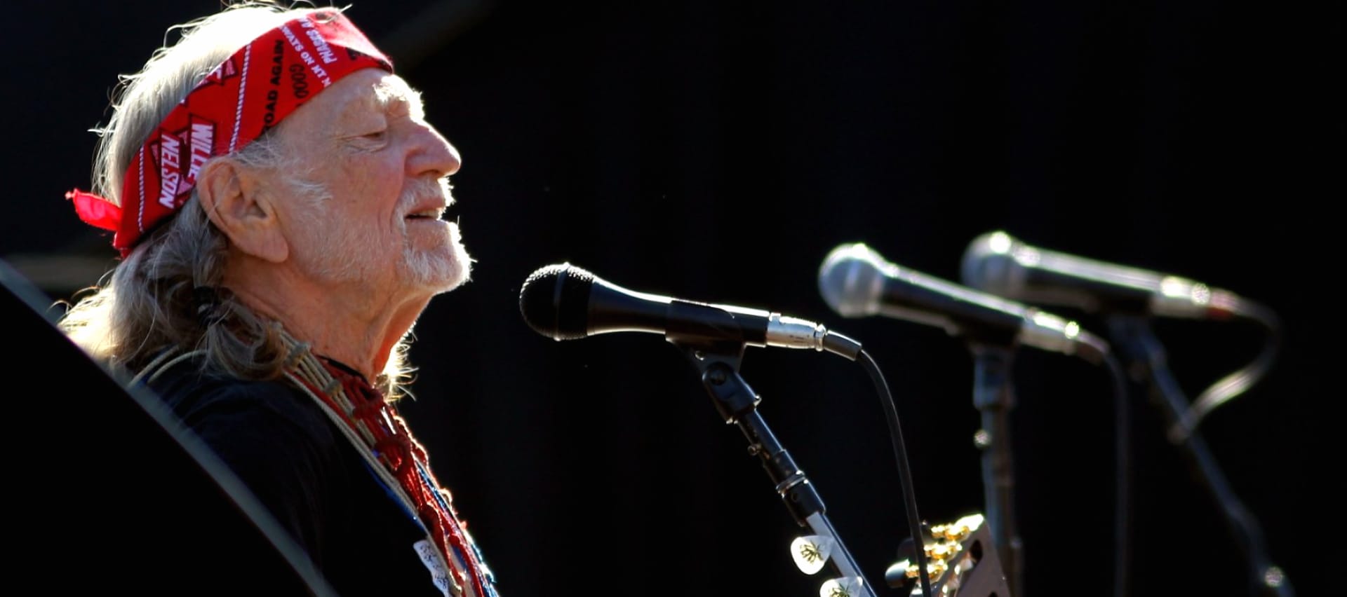 Willie Nelson at 1152 x 864 size wallpapers HD quality