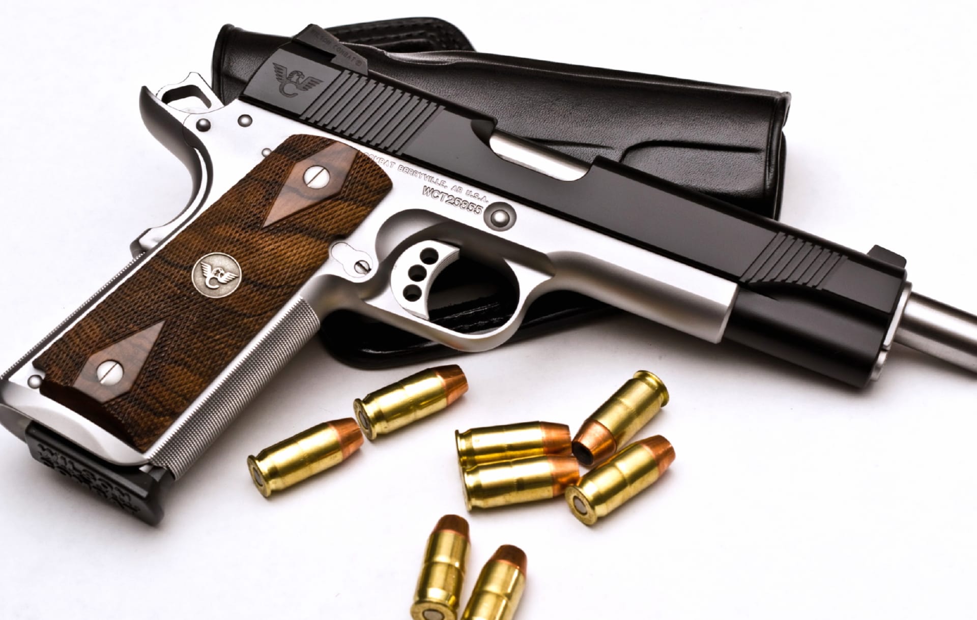 Wilson Combat Pistol at 1152 x 864 size wallpapers HD quality