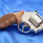 Smith Wesson Revolver desktop wallpaper