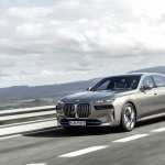 BMW i7 xDrive60 download wallpaper