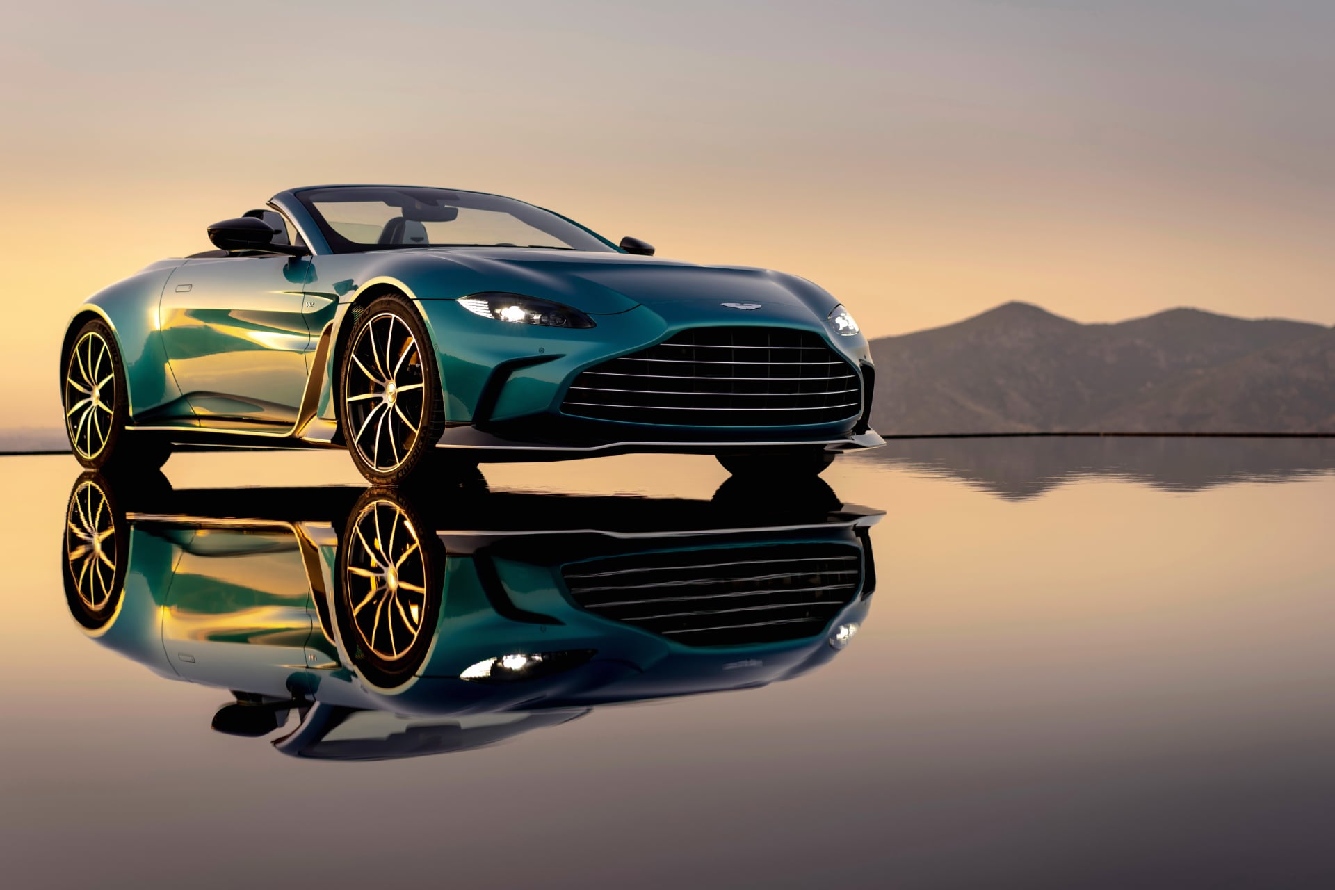 Aston Martin V12 Vantage Roadster at 750 x 1334 iPhone 6 size wallpapers HD quality