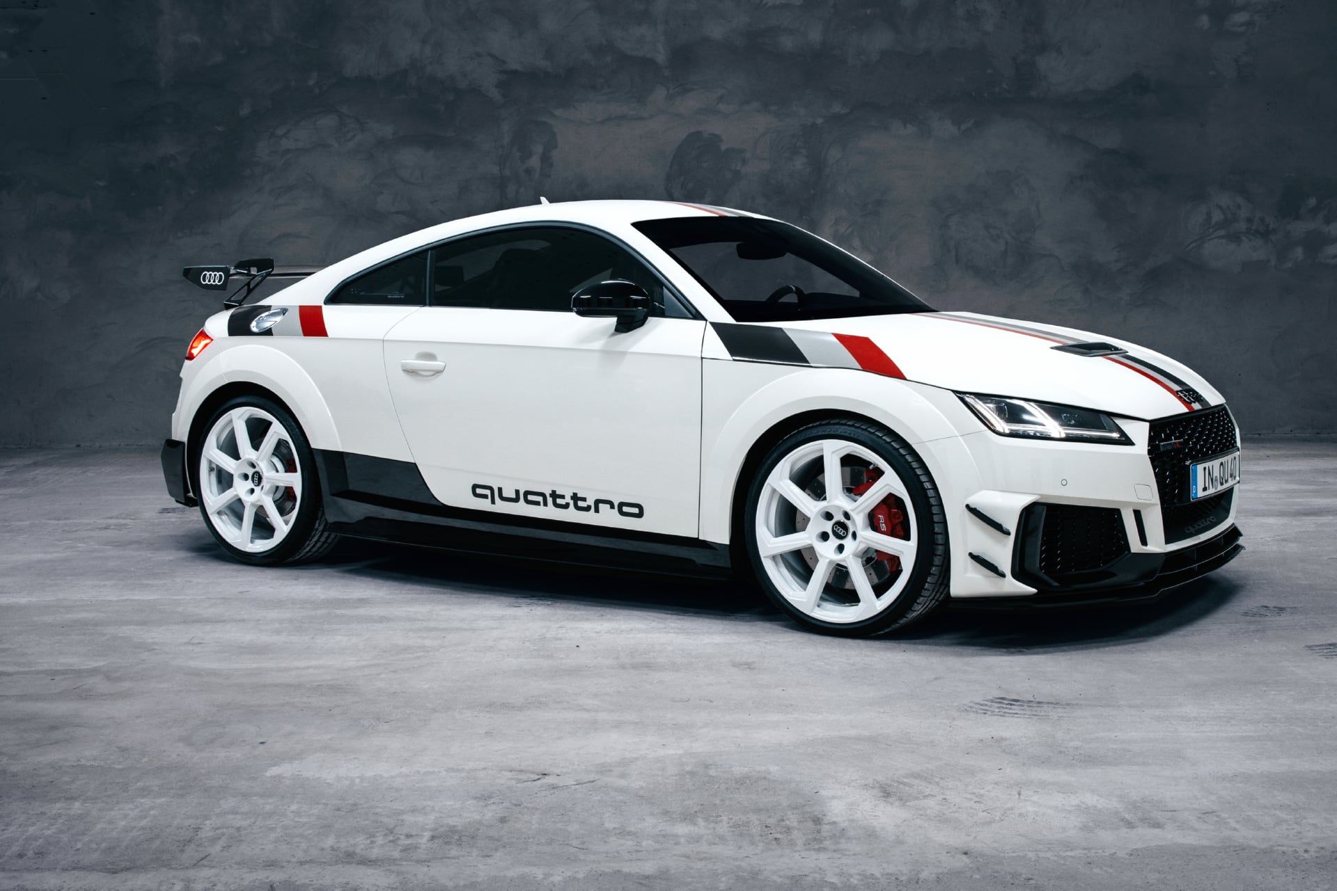 Audi TT RS Coupé 40 Jahre quattro at 2048 x 2048 iPad size wallpapers HD quality