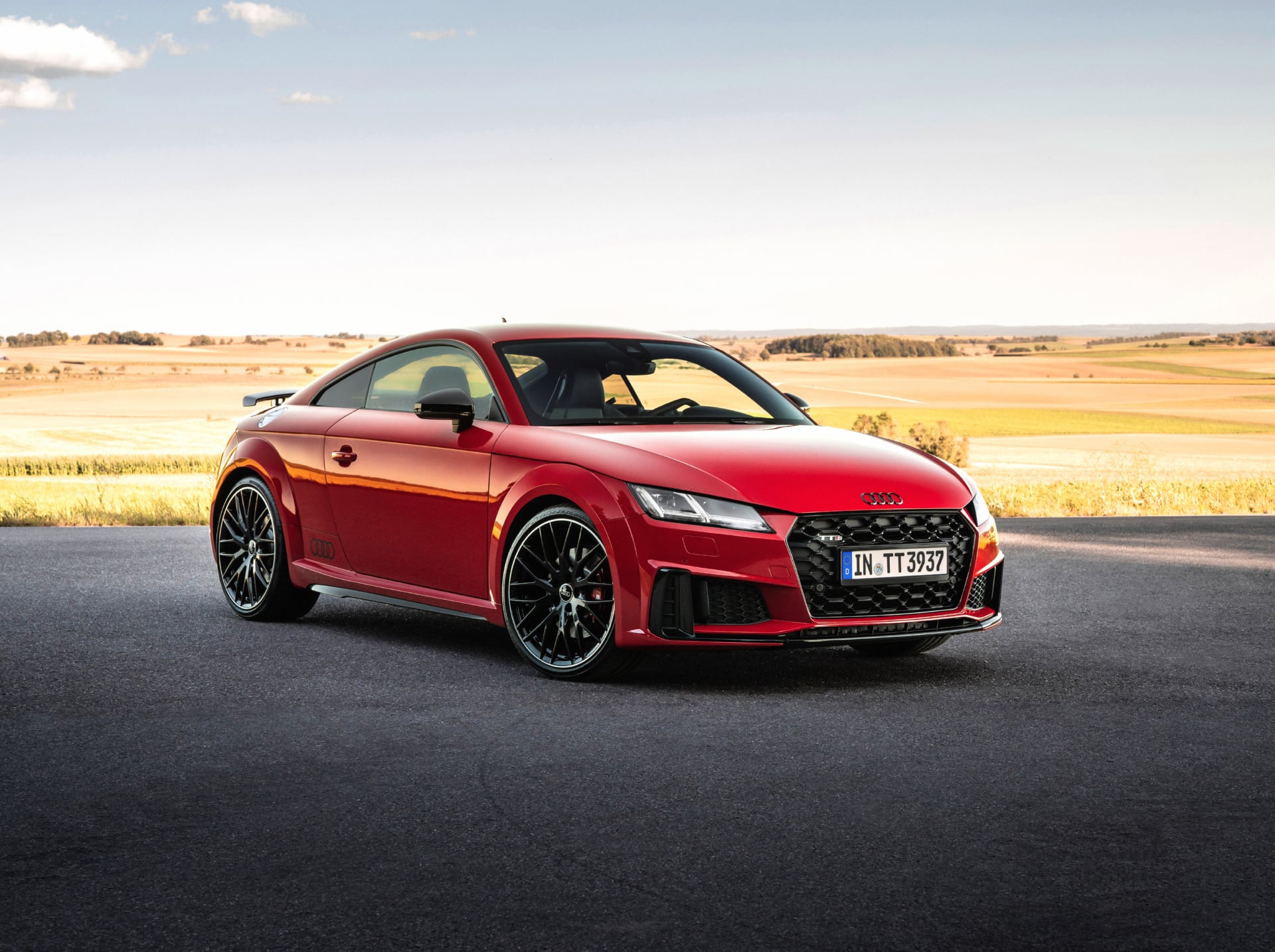 Audi TTS competition plus Coupé at 2048 x 2048 iPad size wallpapers HD quality