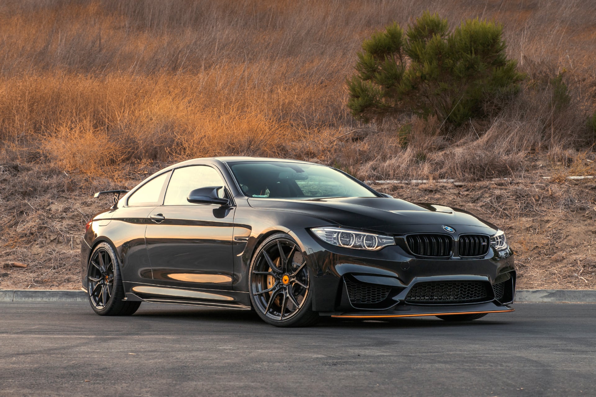 BMW F82 M4 at 320 x 480 iPhone size wallpapers HD quality