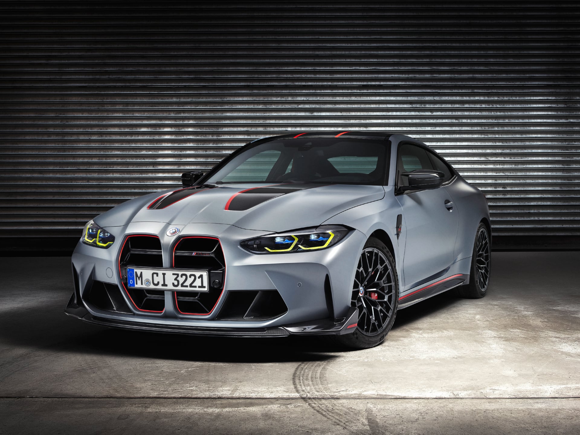 BMW M4 CSL at 750 x 1334 iPhone 6 size wallpapers HD quality