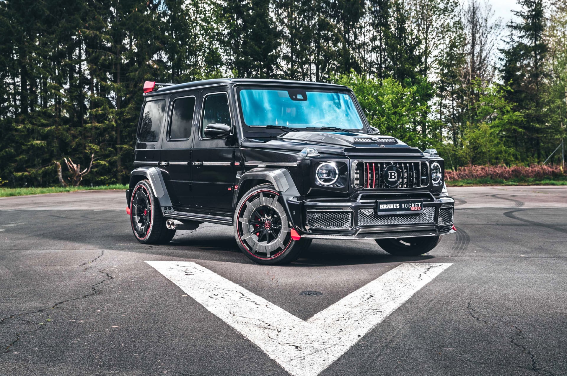 Brabus 900 Rocket Edition at 320 x 480 iPhone size wallpapers HD quality