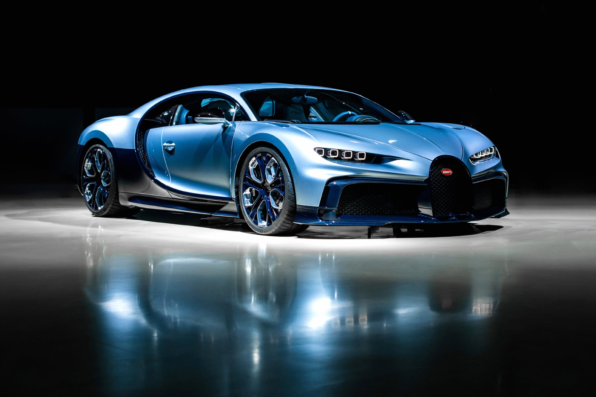 Bugatti Chiron Profilee at 1600 x 1200 size wallpapers HD quality
