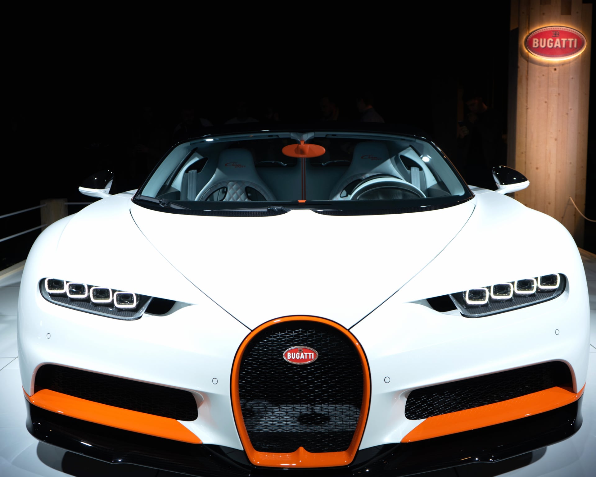 Bugatti Chiron Sport at 1024 x 1024 iPad size wallpapers HD quality