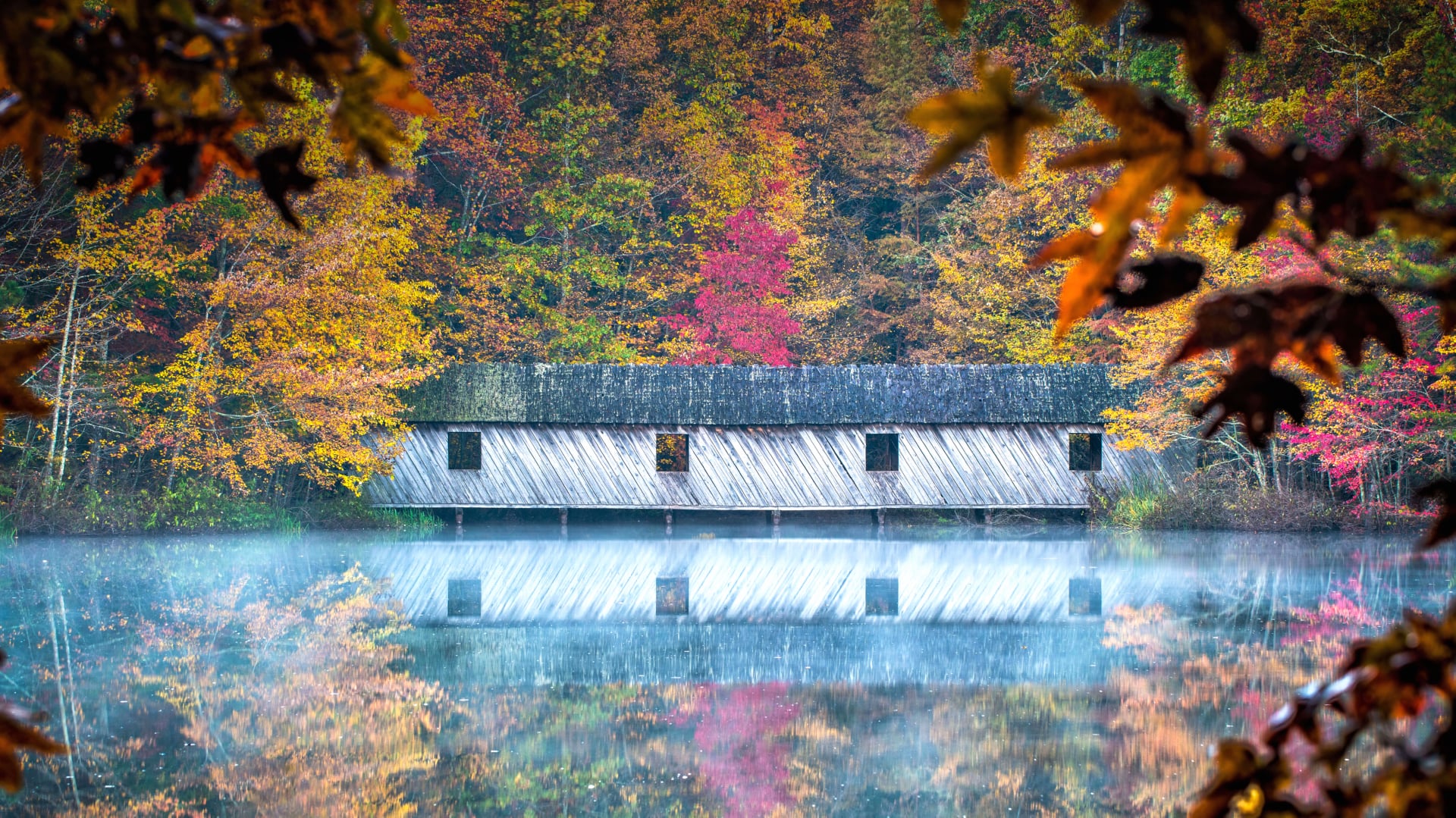 Cambron Covered Bridge at 640 x 1136 iPhone 5 size wallpapers HD quality