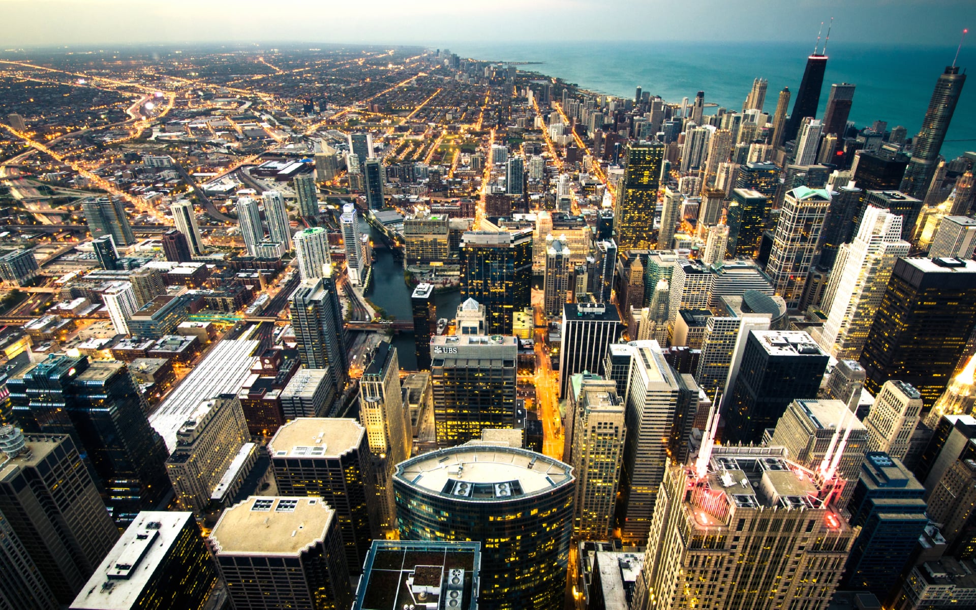 Chicago City at 1024 x 1024 iPad size wallpapers HD quality