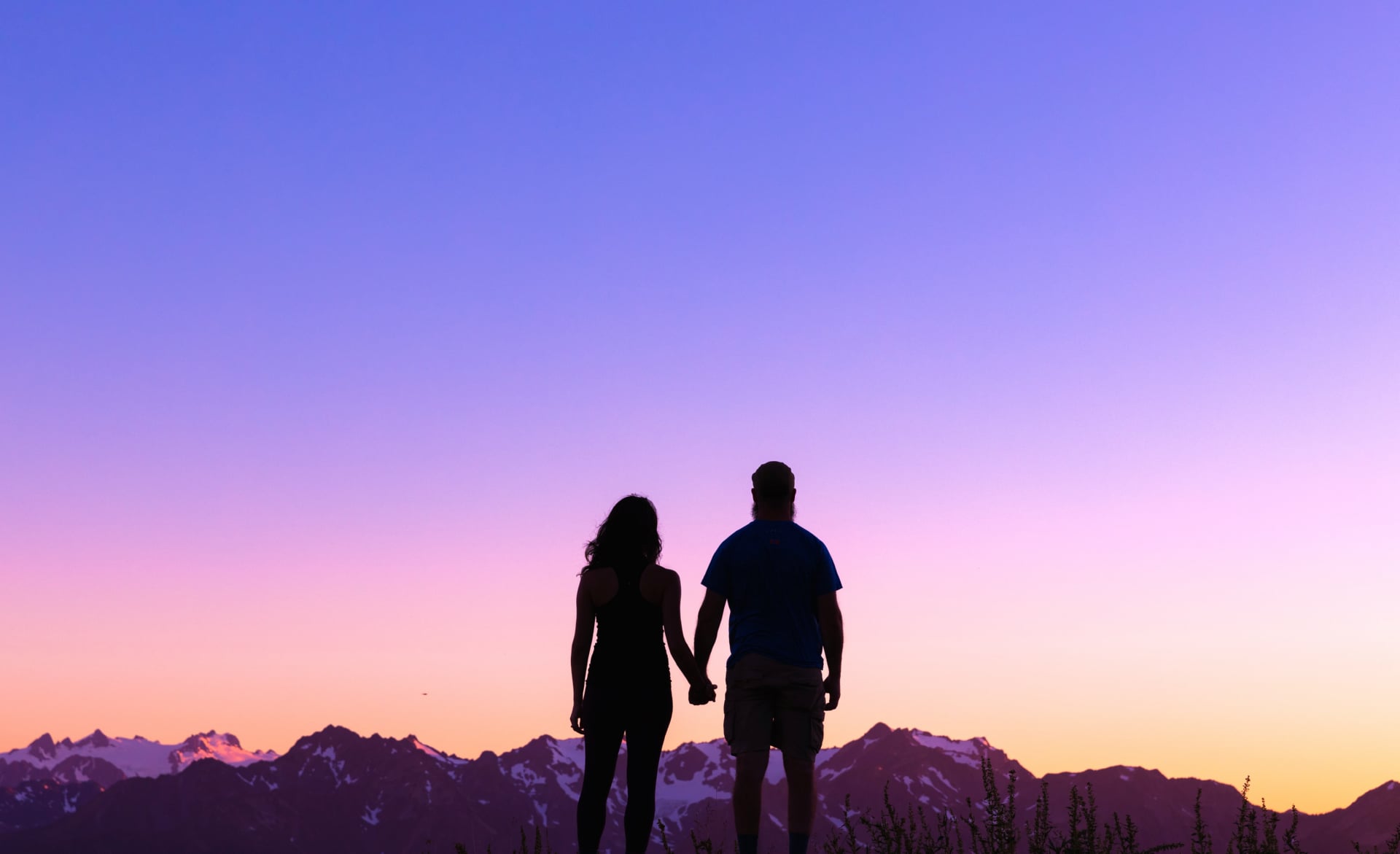 Couple silhouette at 1600 x 1200 size wallpapers HD quality