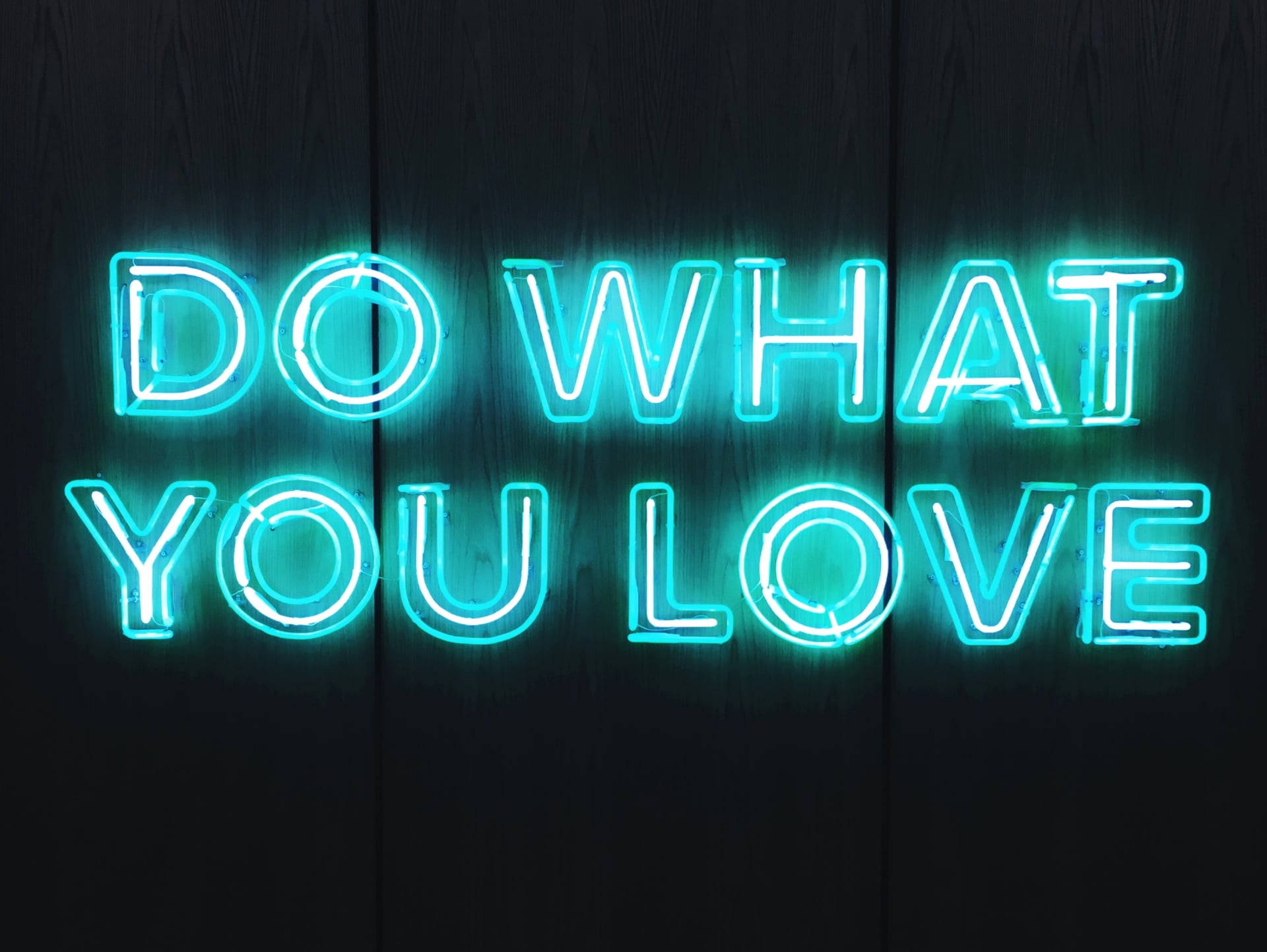 Do What You Love at 1024 x 1024 iPad size wallpapers HD quality