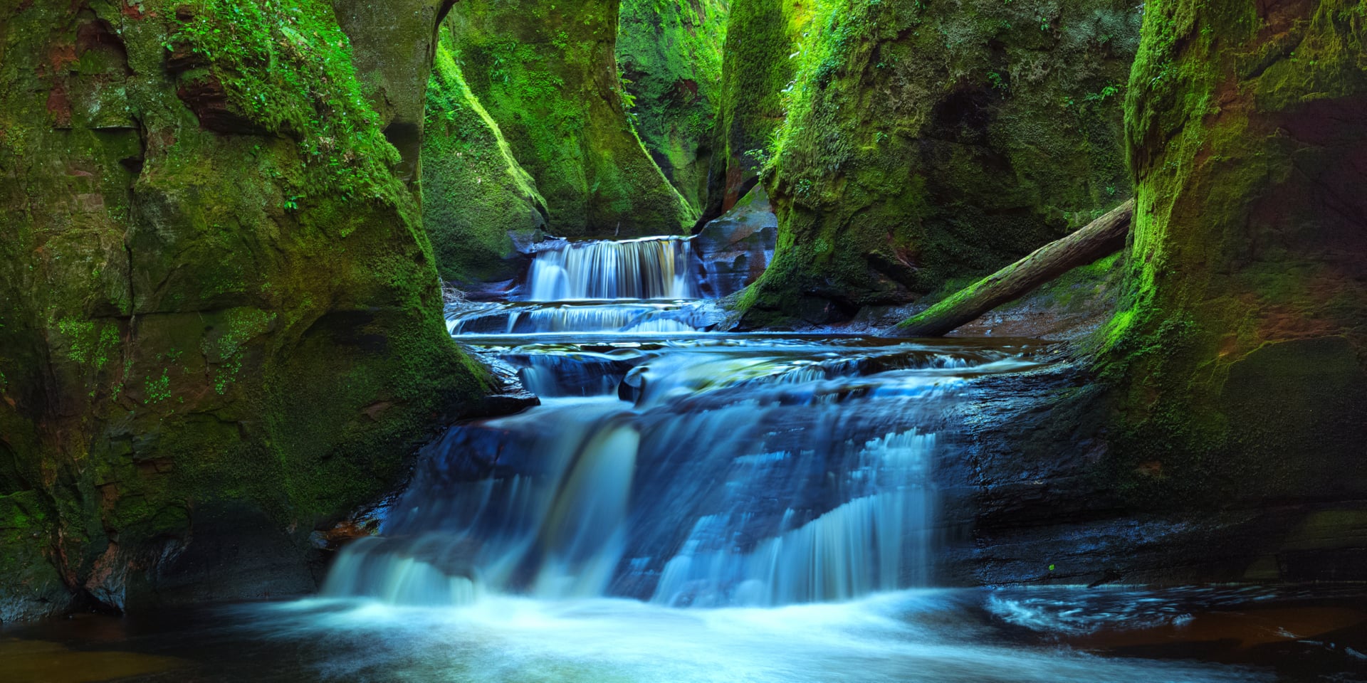 Finnich Glen at 1600 x 1200 size wallpapers HD quality
