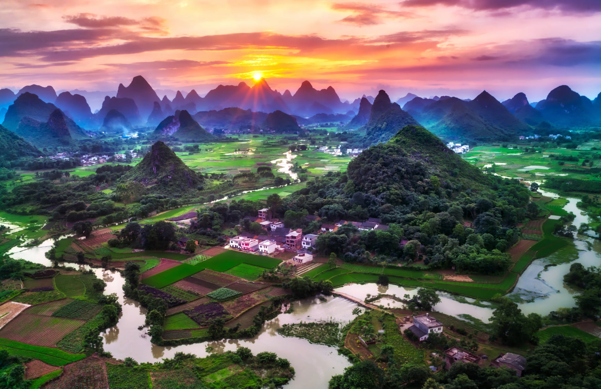Guilin City at 1152 x 864 size wallpapers HD quality