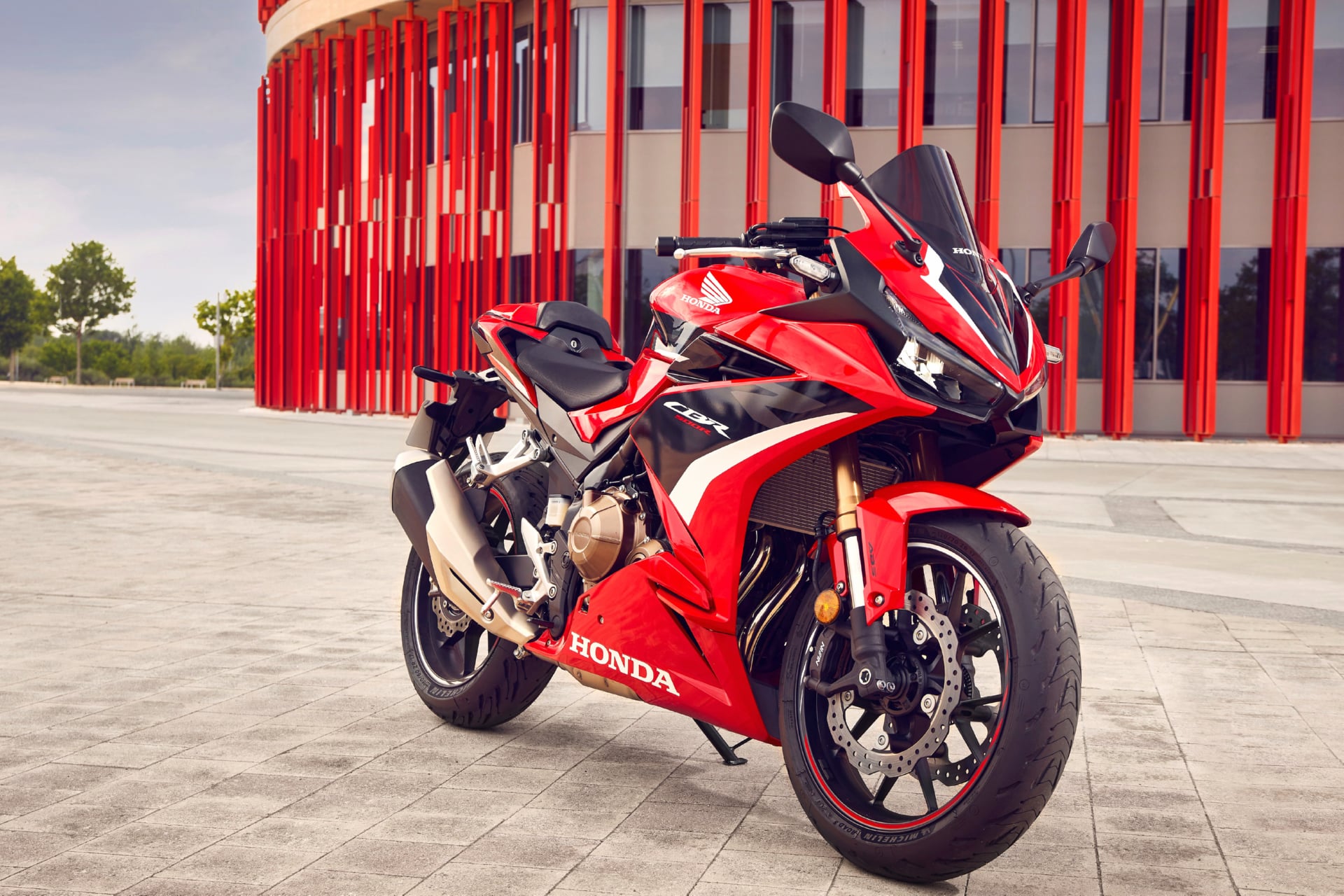 Honda CBR500R at 320 x 480 iPhone size wallpapers HD quality