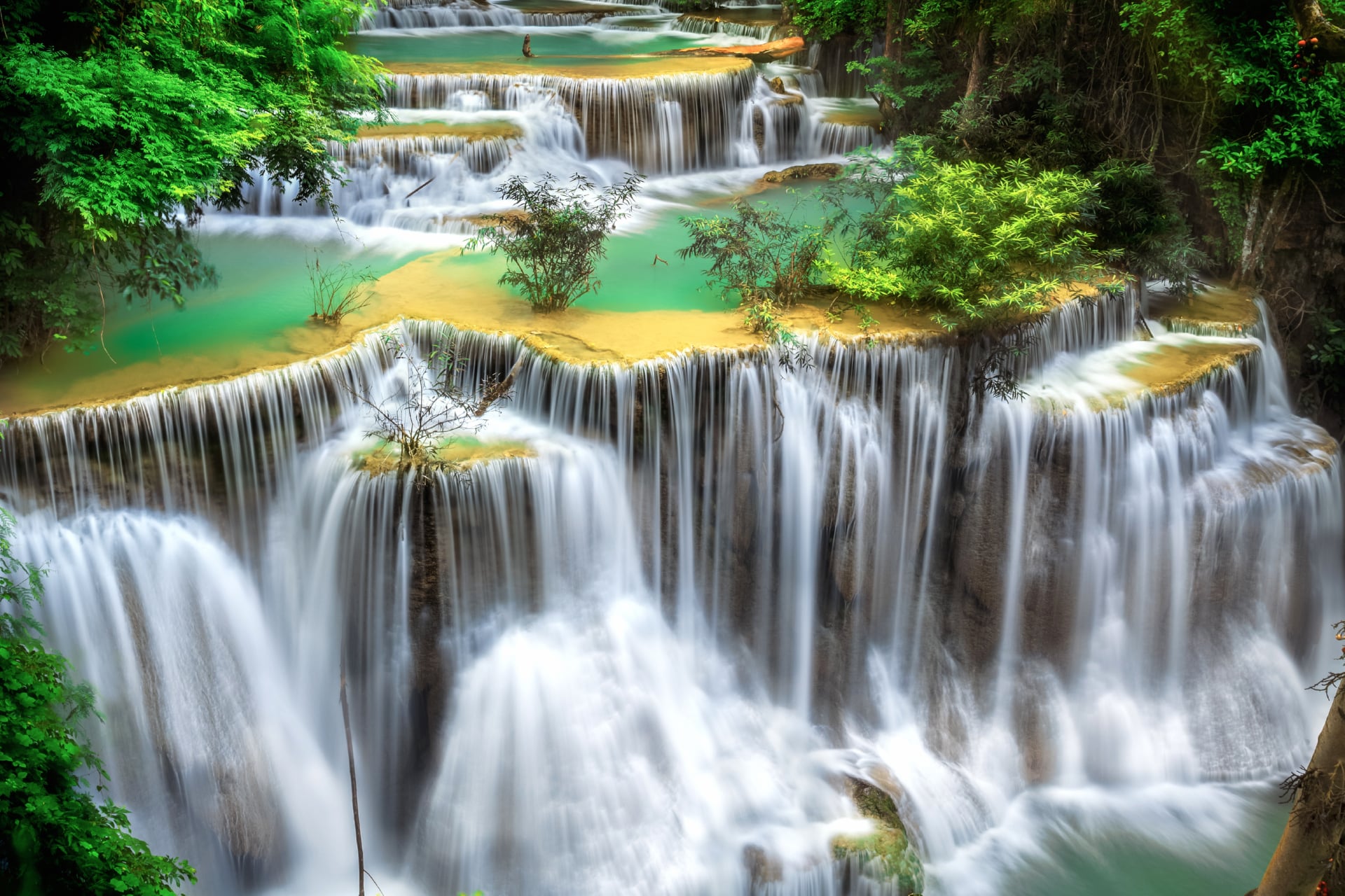 Huai Mae Khamin Waterfall at 320 x 480 iPhone size wallpapers HD quality