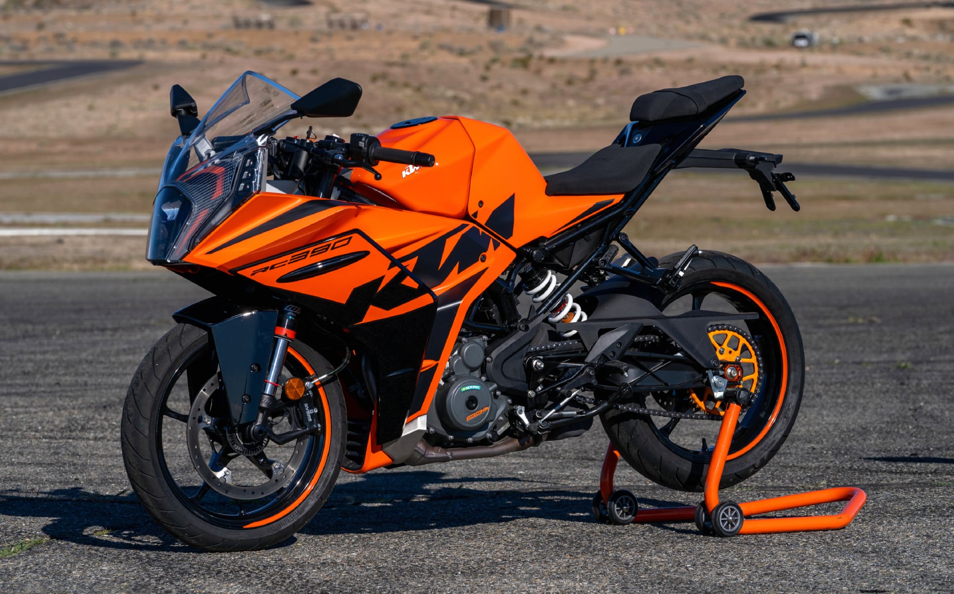 KTM RC 390 at 320 x 480 iPhone size wallpapers HD quality