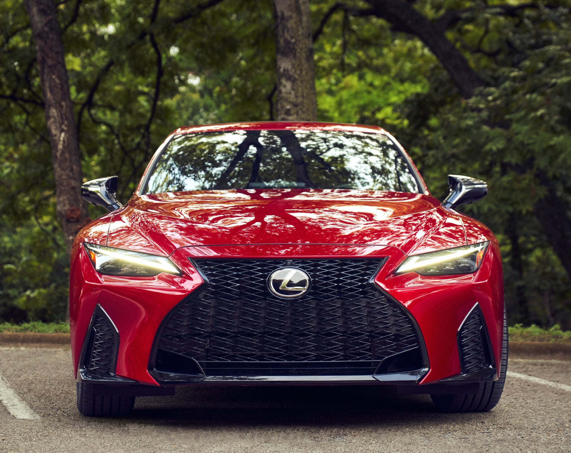 Lexus IS 350 AWD F SPORT at 320 x 480 iPhone size wallpapers HD quality