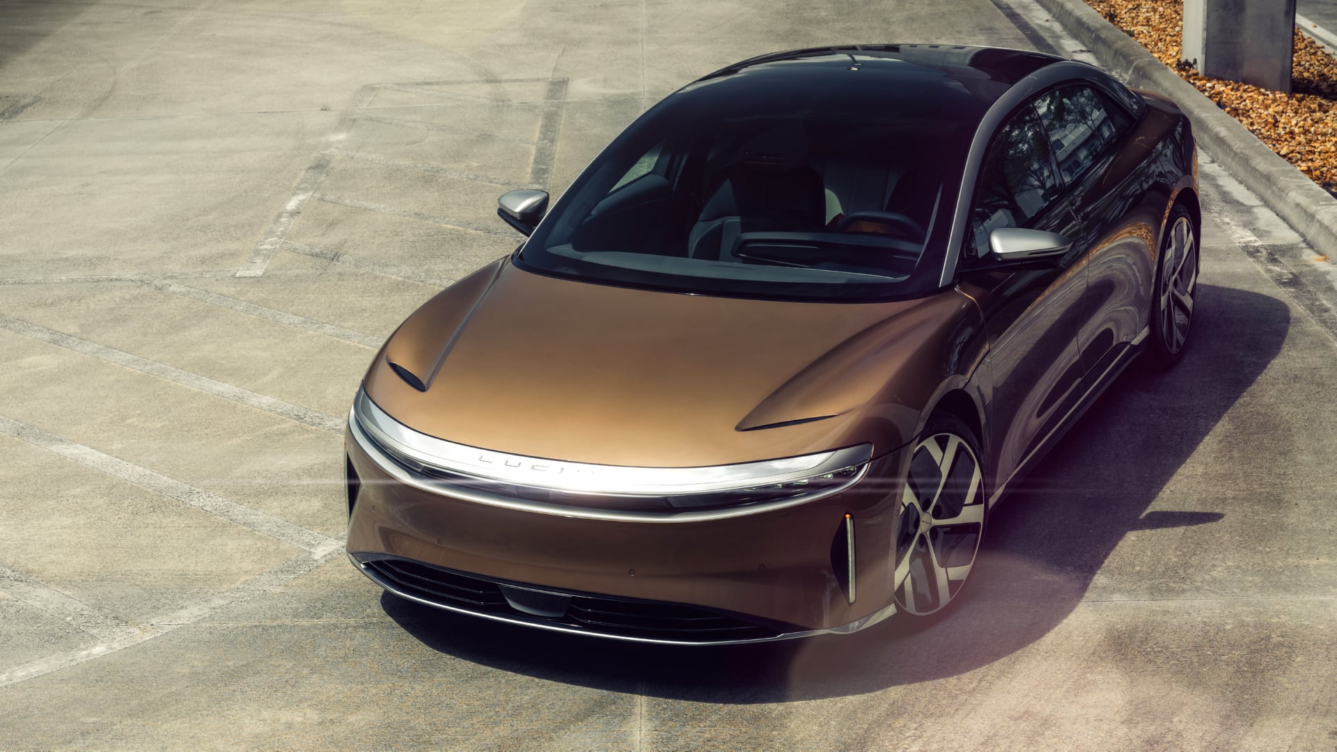 Lucid Air at 2048 x 2048 iPad size wallpapers HD quality