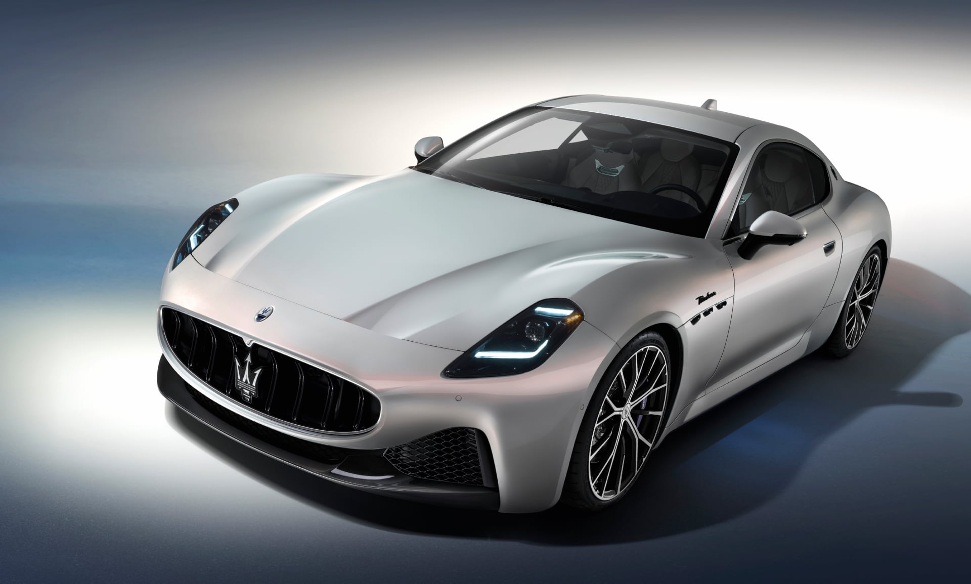 Maserati GranTurismo Modena at 1024 x 768 size wallpapers HD quality