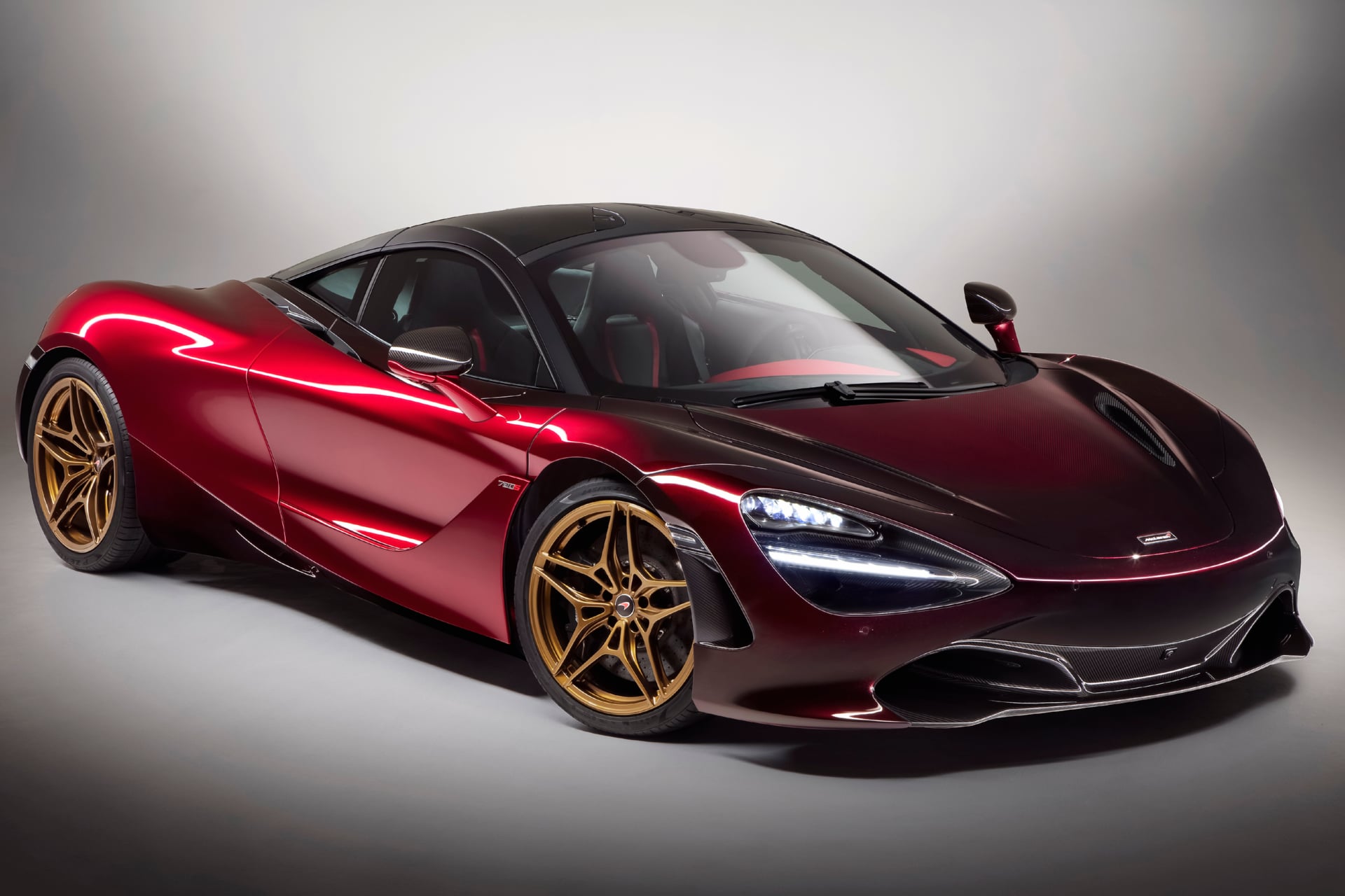 McLaren 720S Velocity at 640 x 960 iPhone 4 size wallpapers HD quality