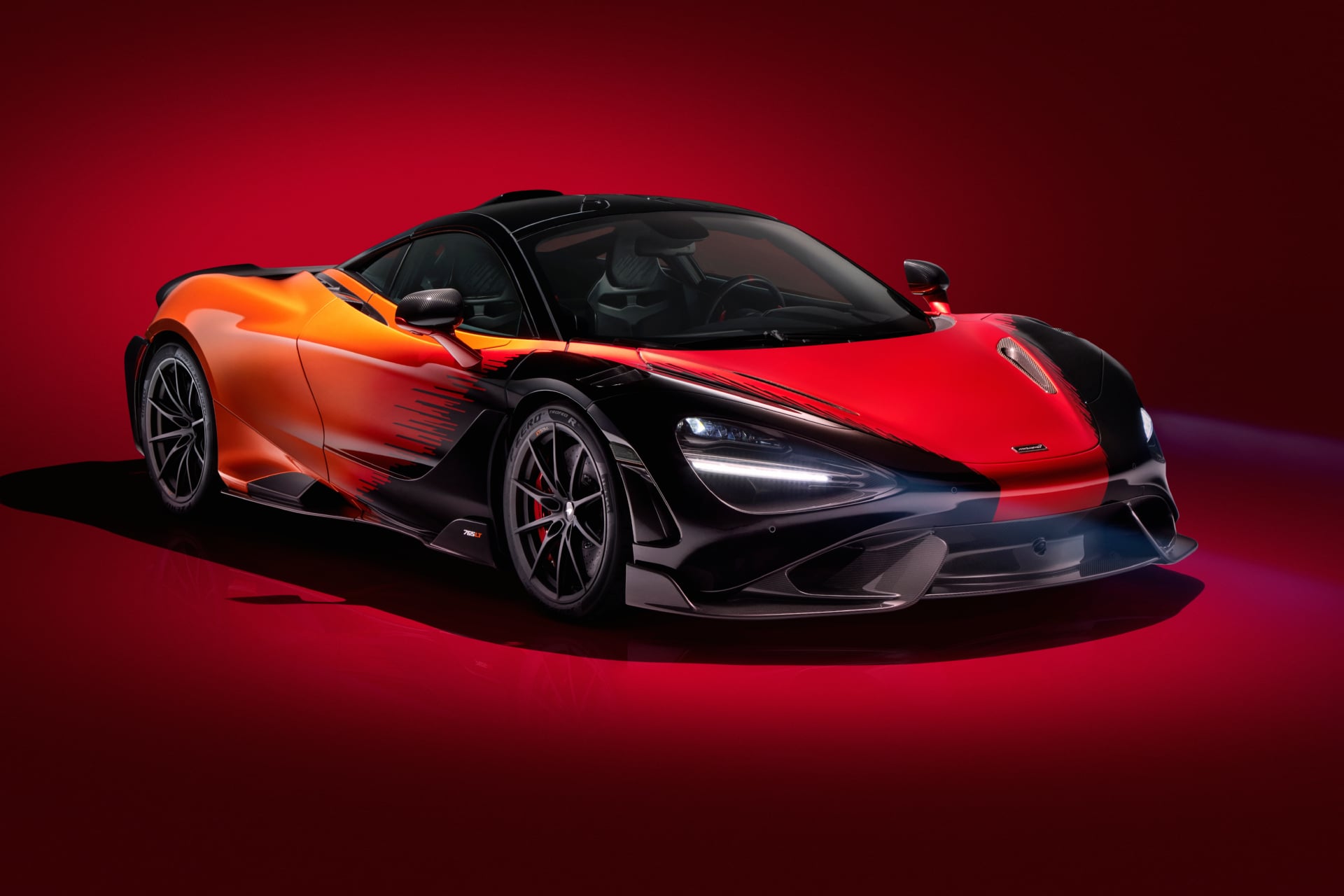 McLaren 765LT Strata at 1600 x 1200 size wallpapers HD quality