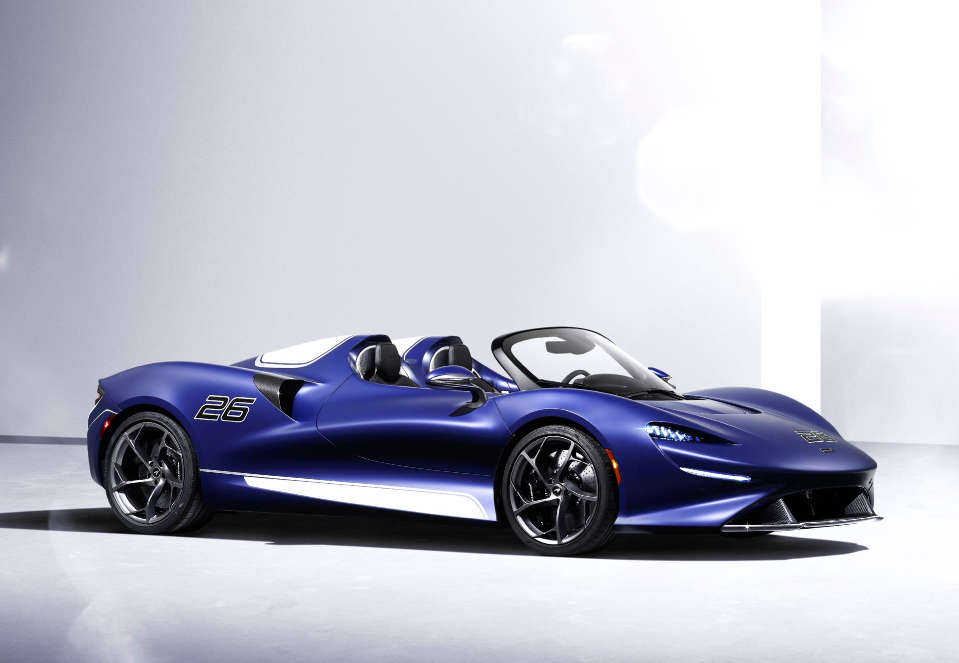 McLaren Elva Roadster at 2048 x 2048 iPad size wallpapers HD quality