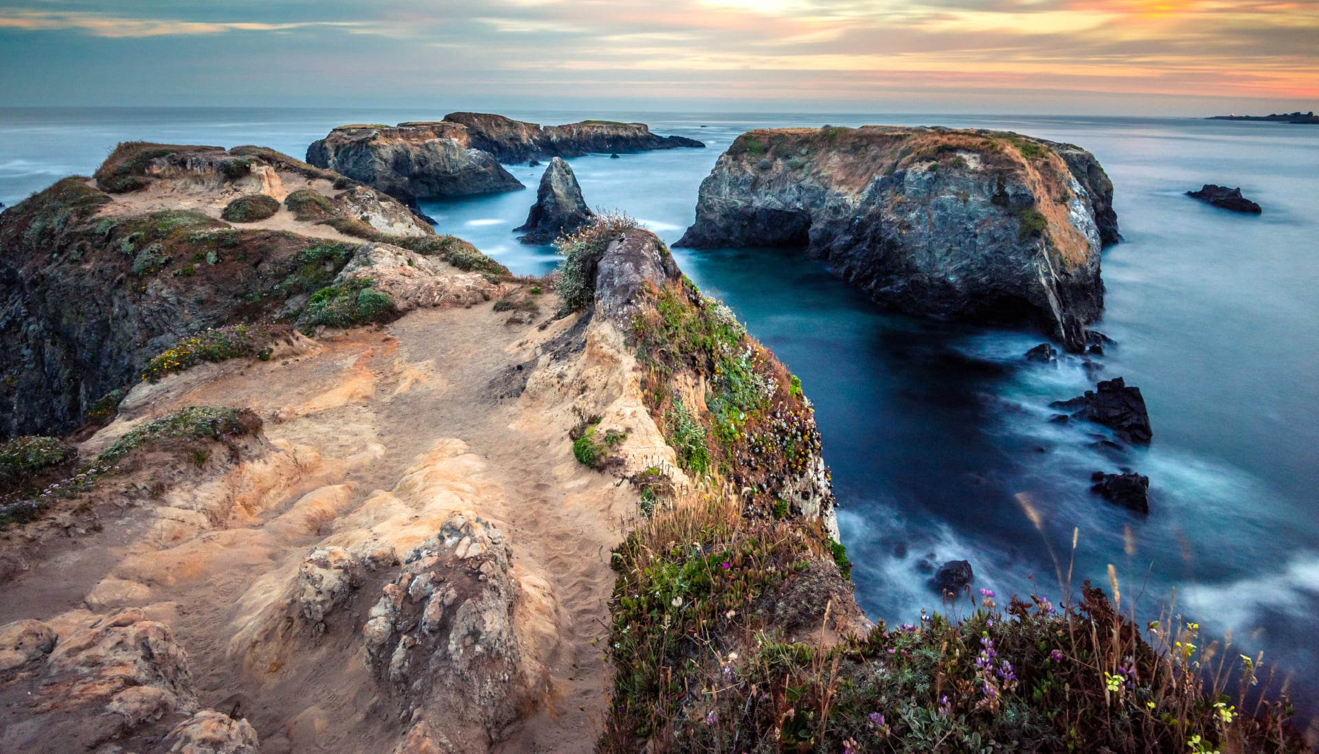 Mendocino at 750 x 1334 iPhone 6 size wallpapers HD quality