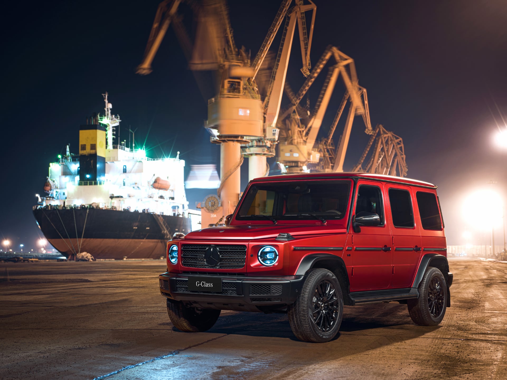 Mercedes-Benz G 500 Blazing at 1334 x 750 iPhone 7 size wallpapers HD quality