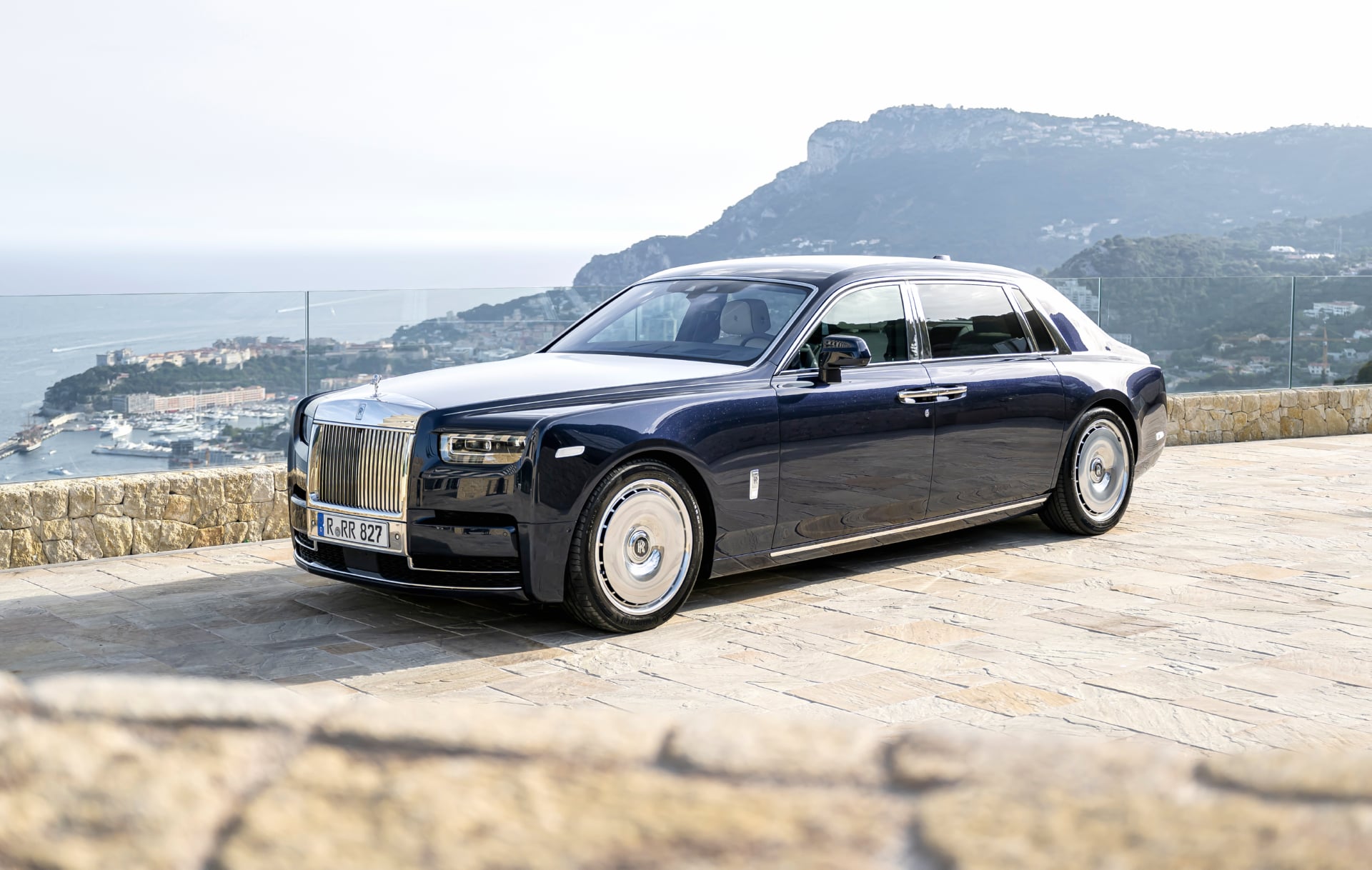 Rolls-Royce Phantom EWB at 750 x 1334 iPhone 6 size wallpapers HD quality