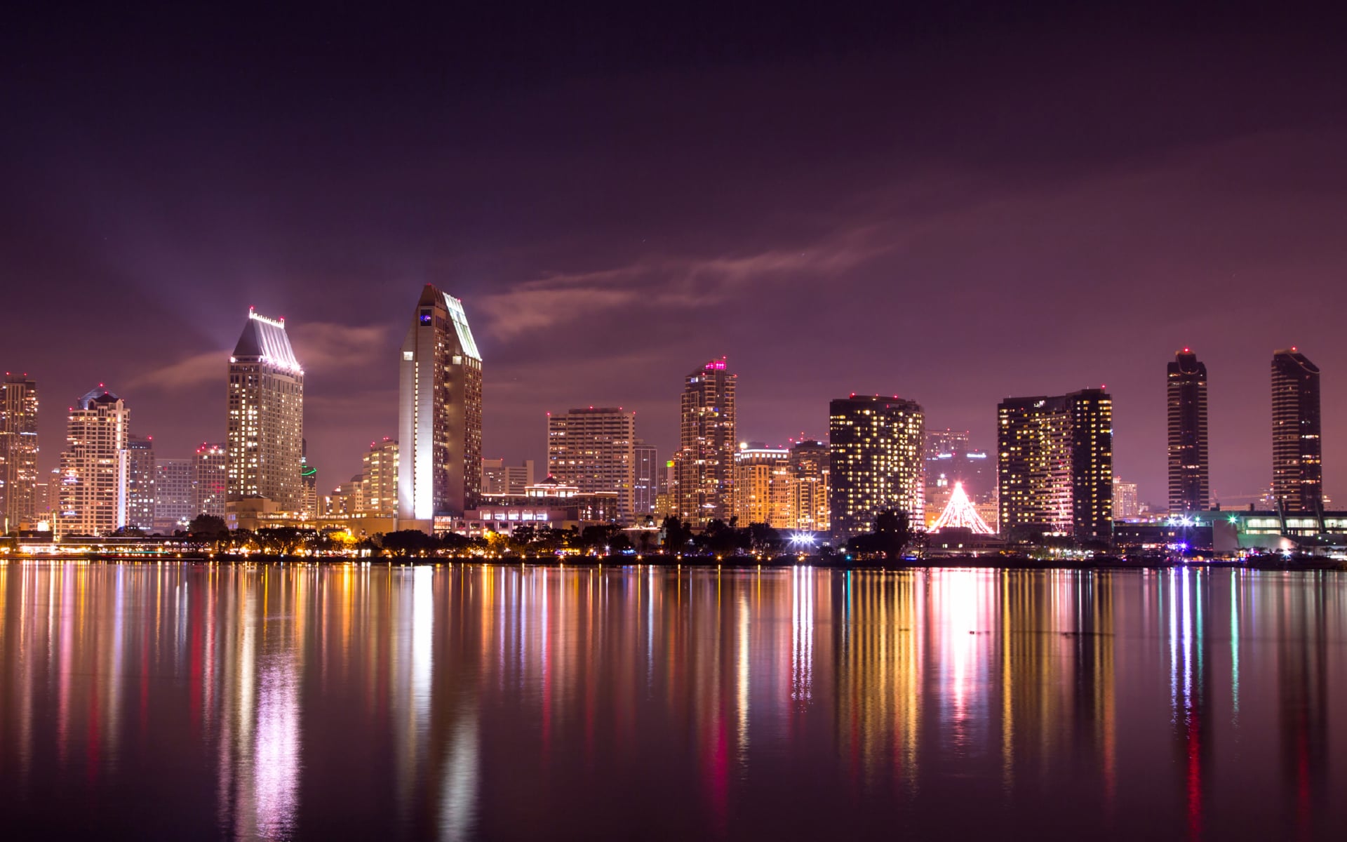 San Diego City at 320 x 480 iPhone size wallpapers HD quality