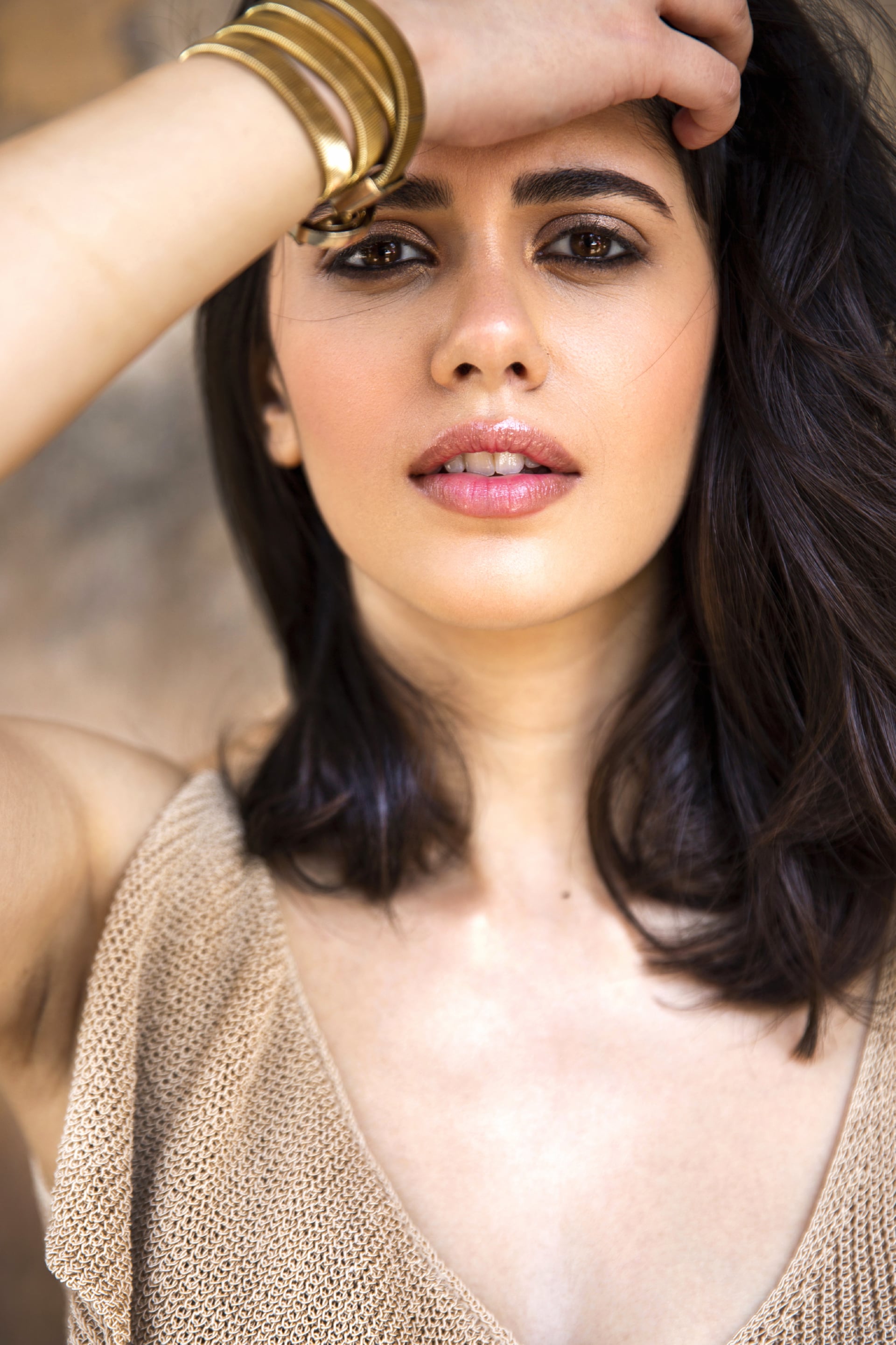 Sanjana Sanghi at 320 x 480 iPhone size wallpapers HD quality