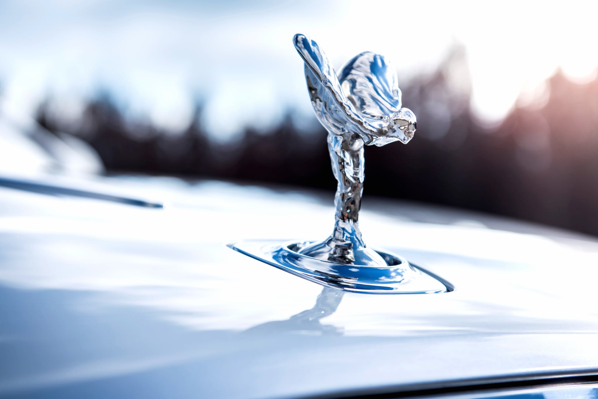 Spirit of Ecstasy at 640 x 960 iPhone 4 size wallpapers HD quality