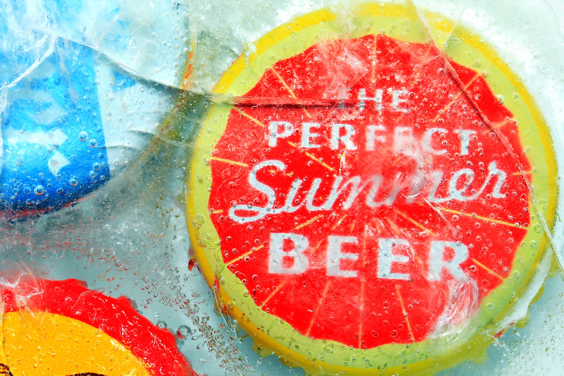 The Perfect Summer Beer at 1024 x 1024 iPad size wallpapers HD quality