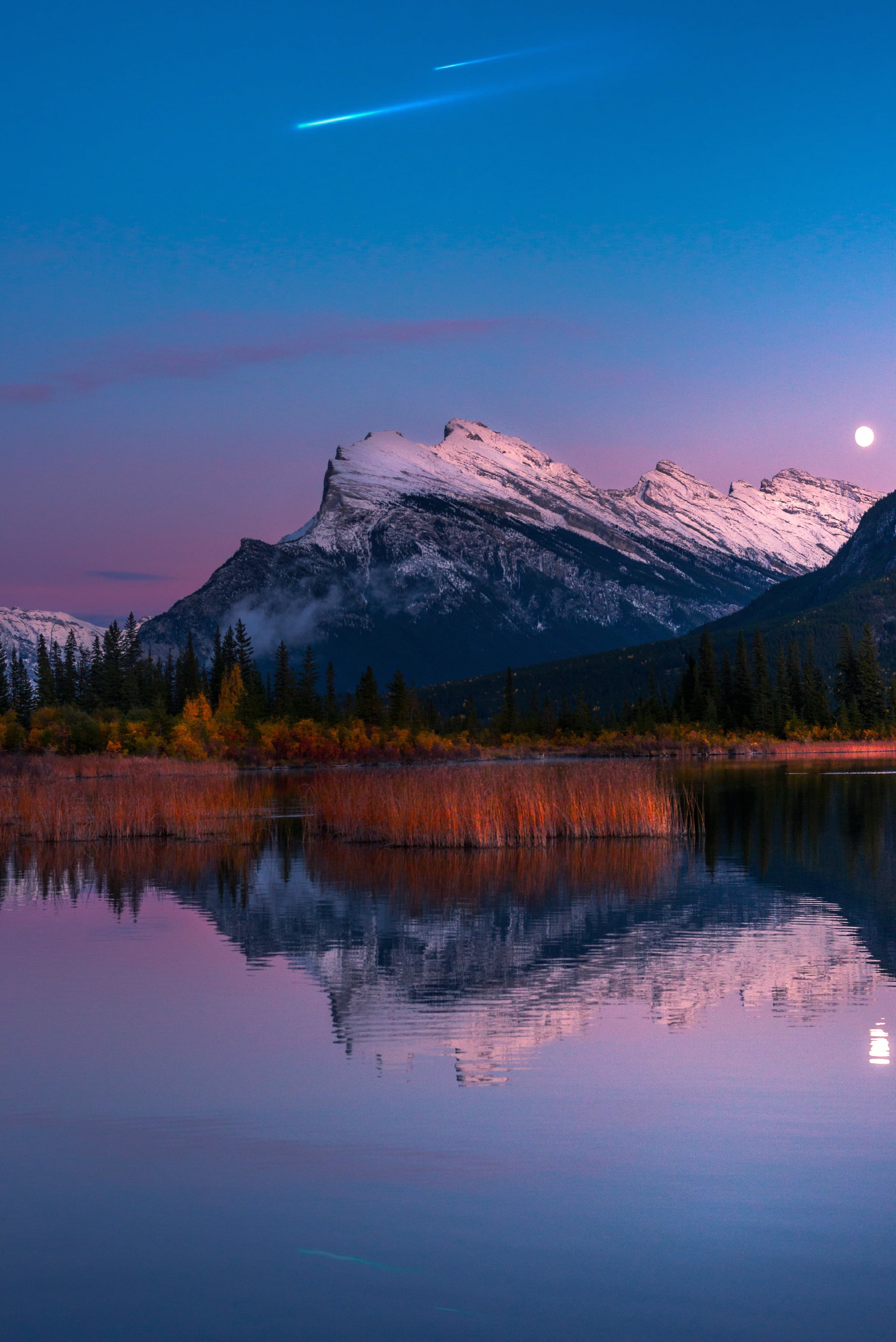 Vermilion Lakes at 1152 x 864 size wallpapers HD quality
