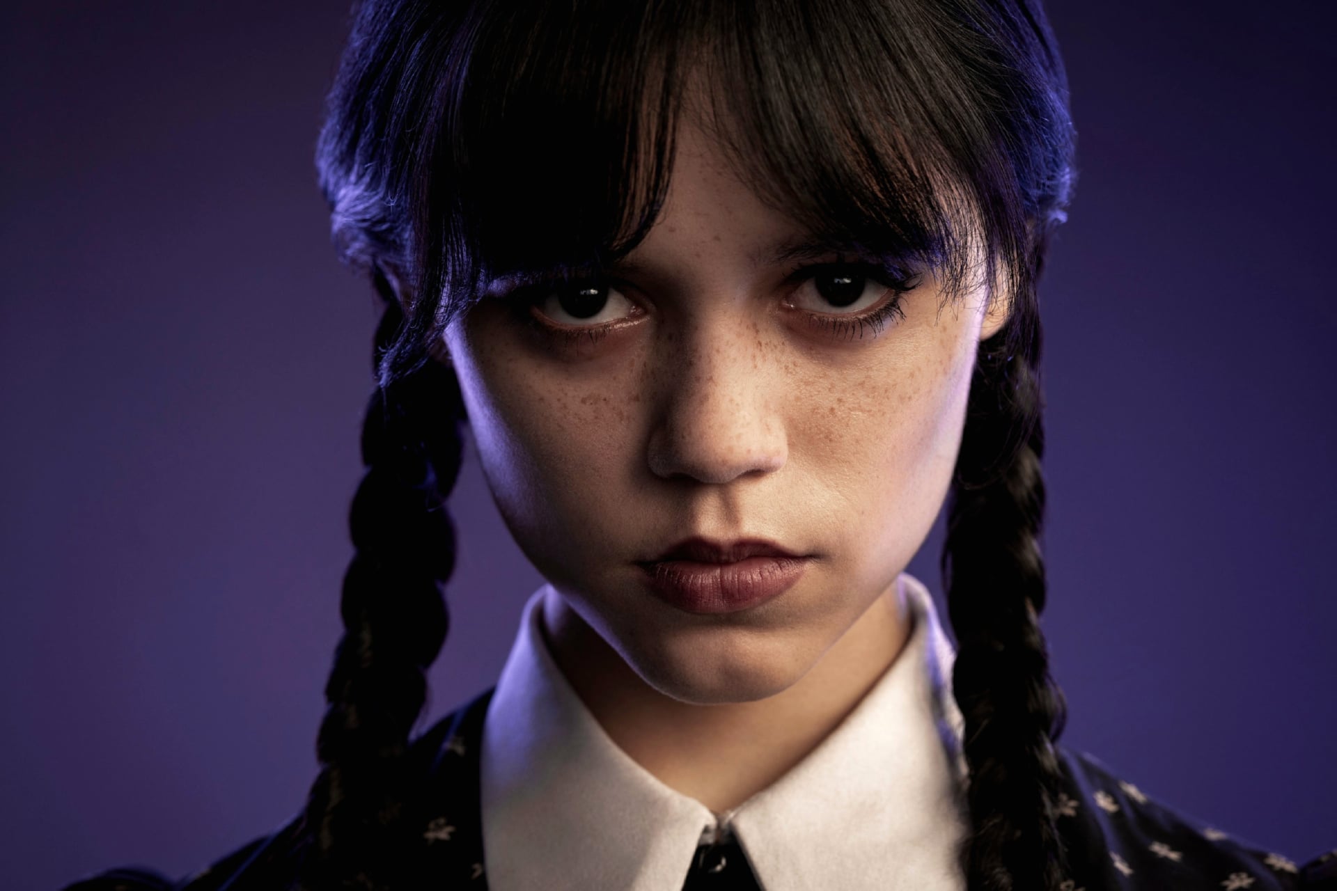 Wednesday Addams at 1600 x 1200 size wallpapers HD quality
