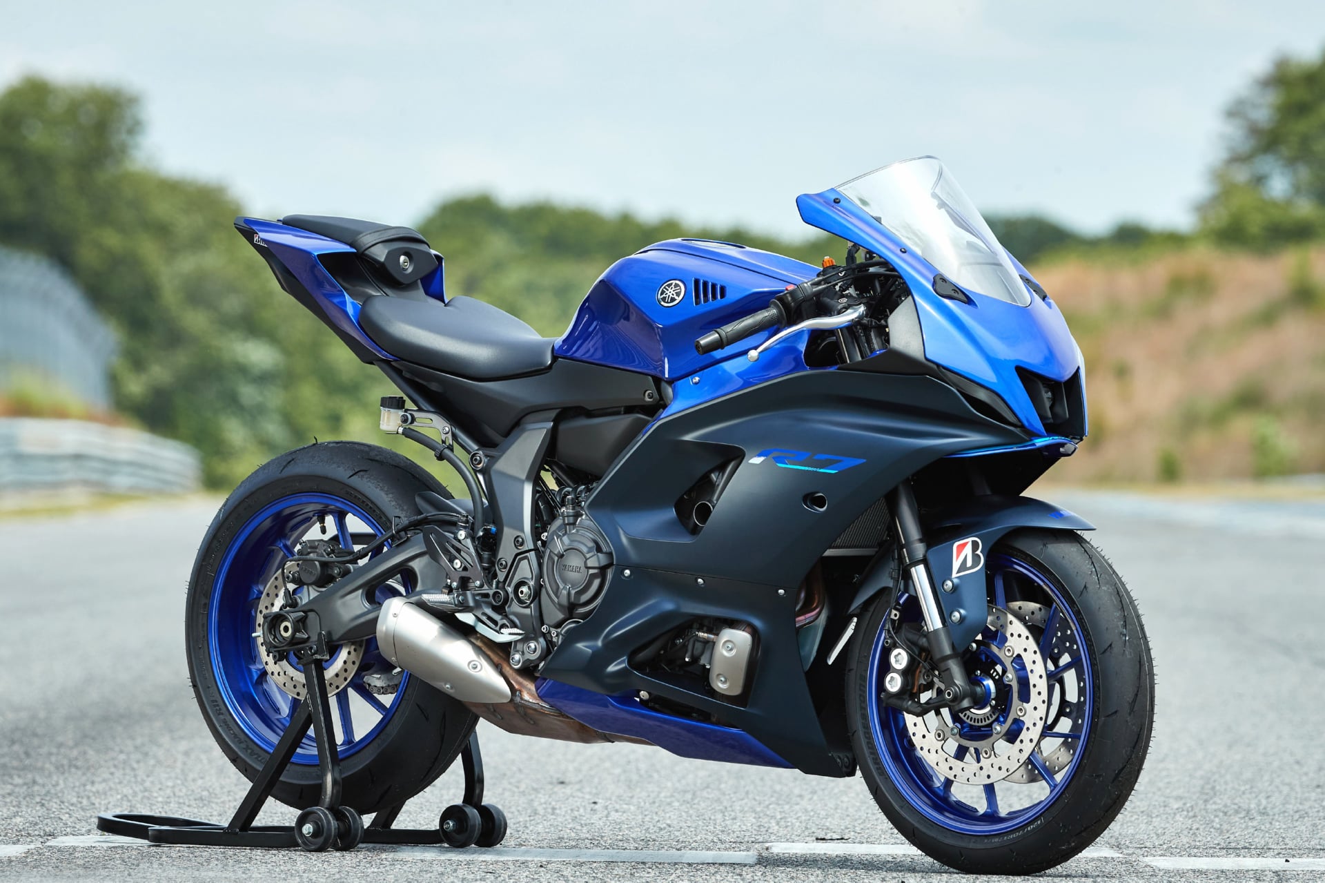 Yamaha YZF-R7 at 1152 x 864 size wallpapers HD quality