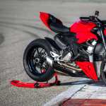 Ducati Streetfighter V2 full hd