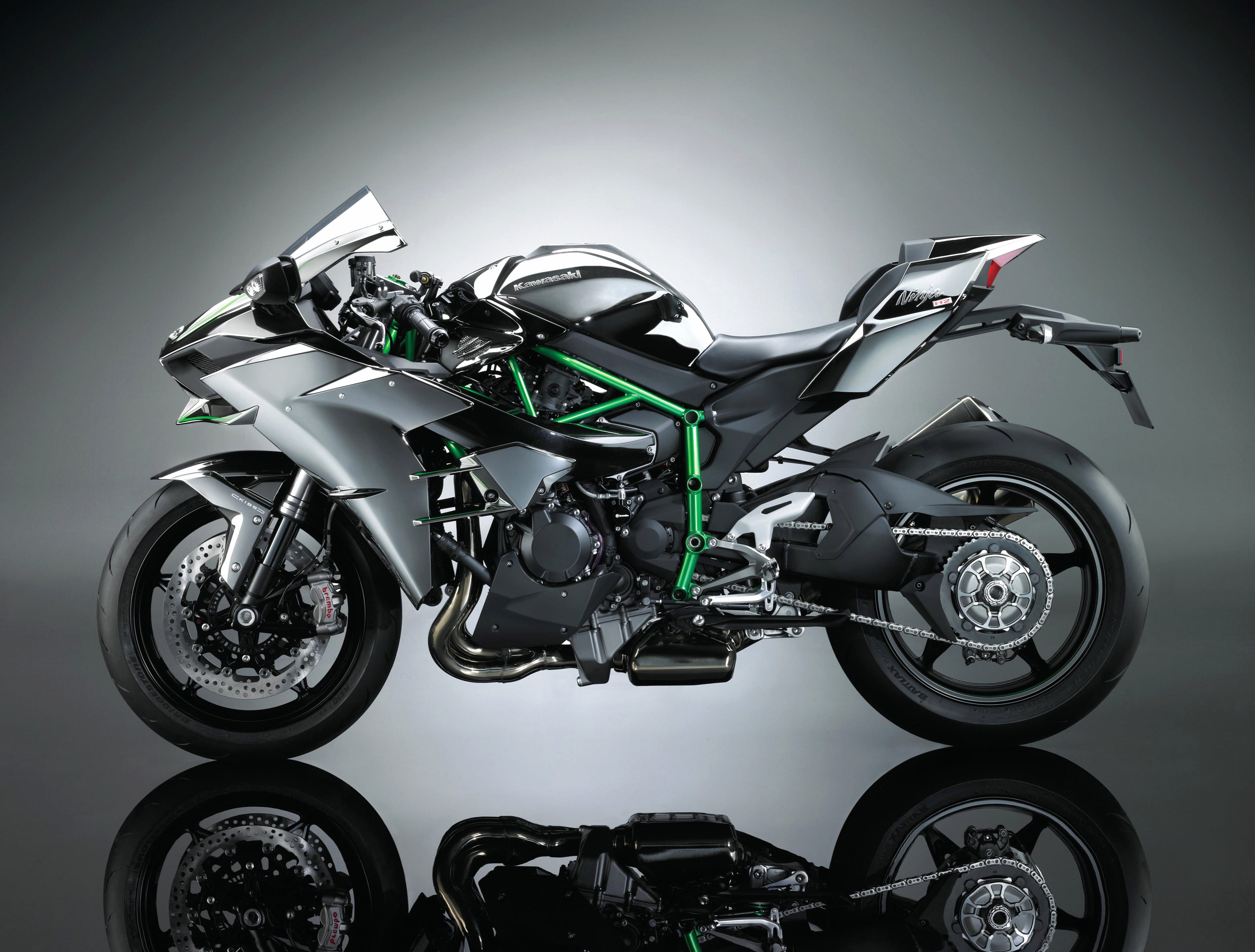 4K Ultra HD Kawasaki Ninja H2 Motorcycle Wallpaper wallpapers HD quality