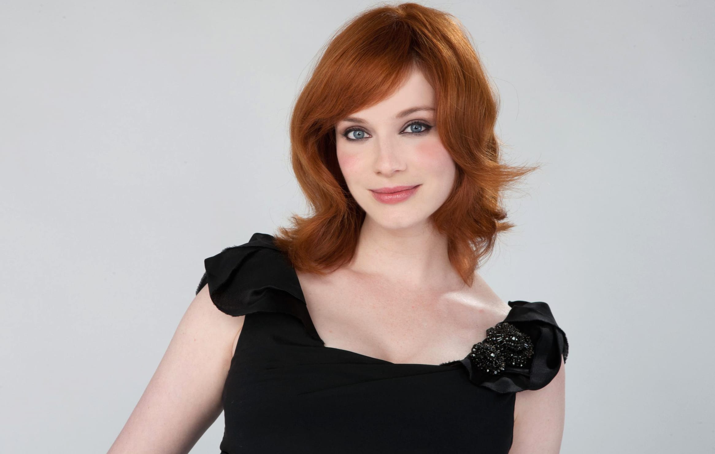 American Actress Celebrity Christina Hendricks at 320 x 480 iPhone size wallpapers HD quality