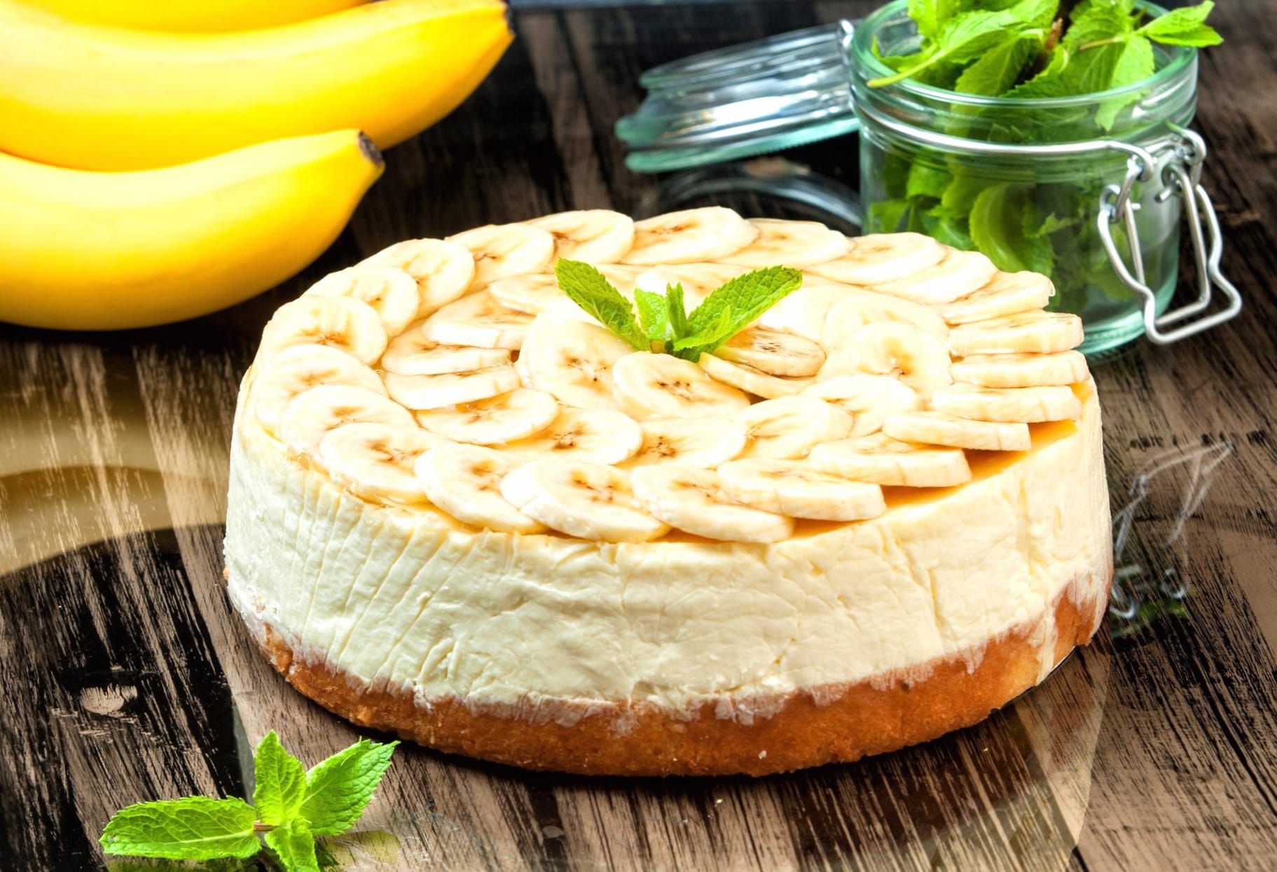 Banana Pastry Still Life Food Cake wallpapers HD quality