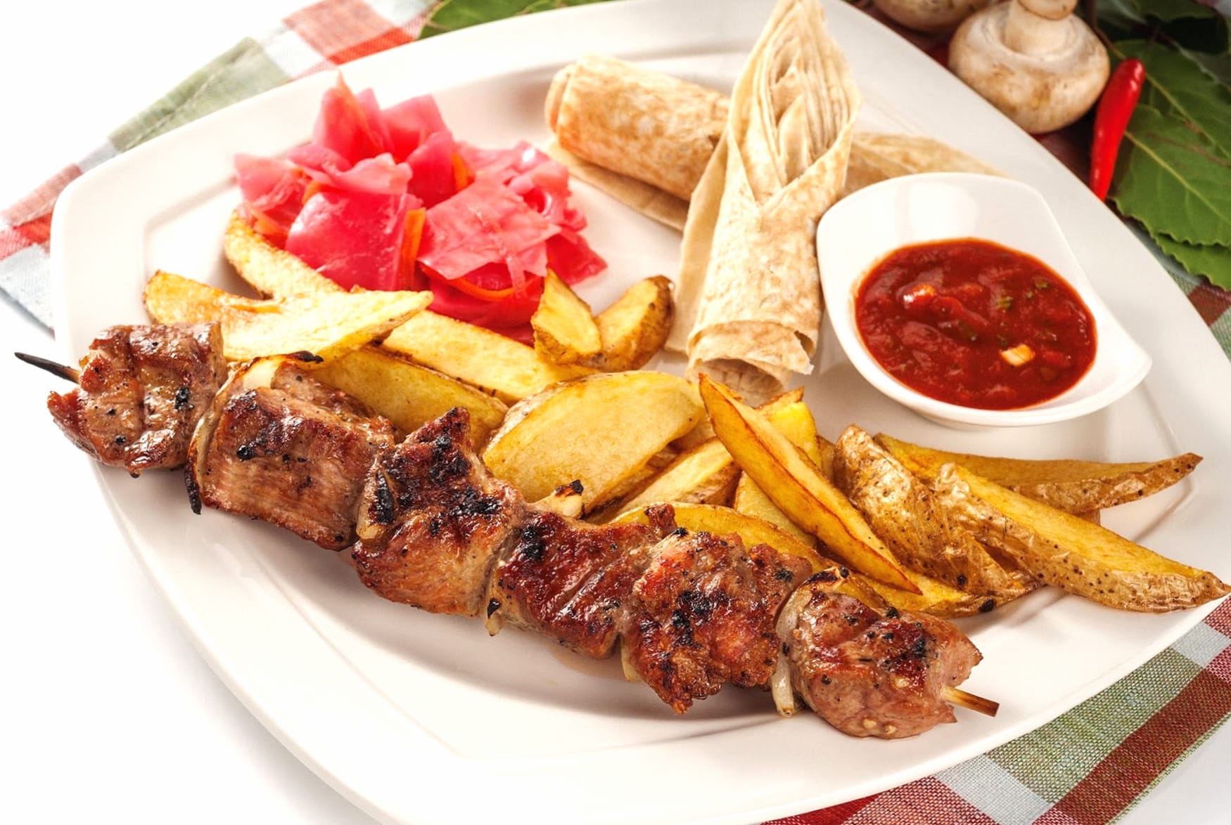 BBQ Meal with French Fries wallpapers HD quality