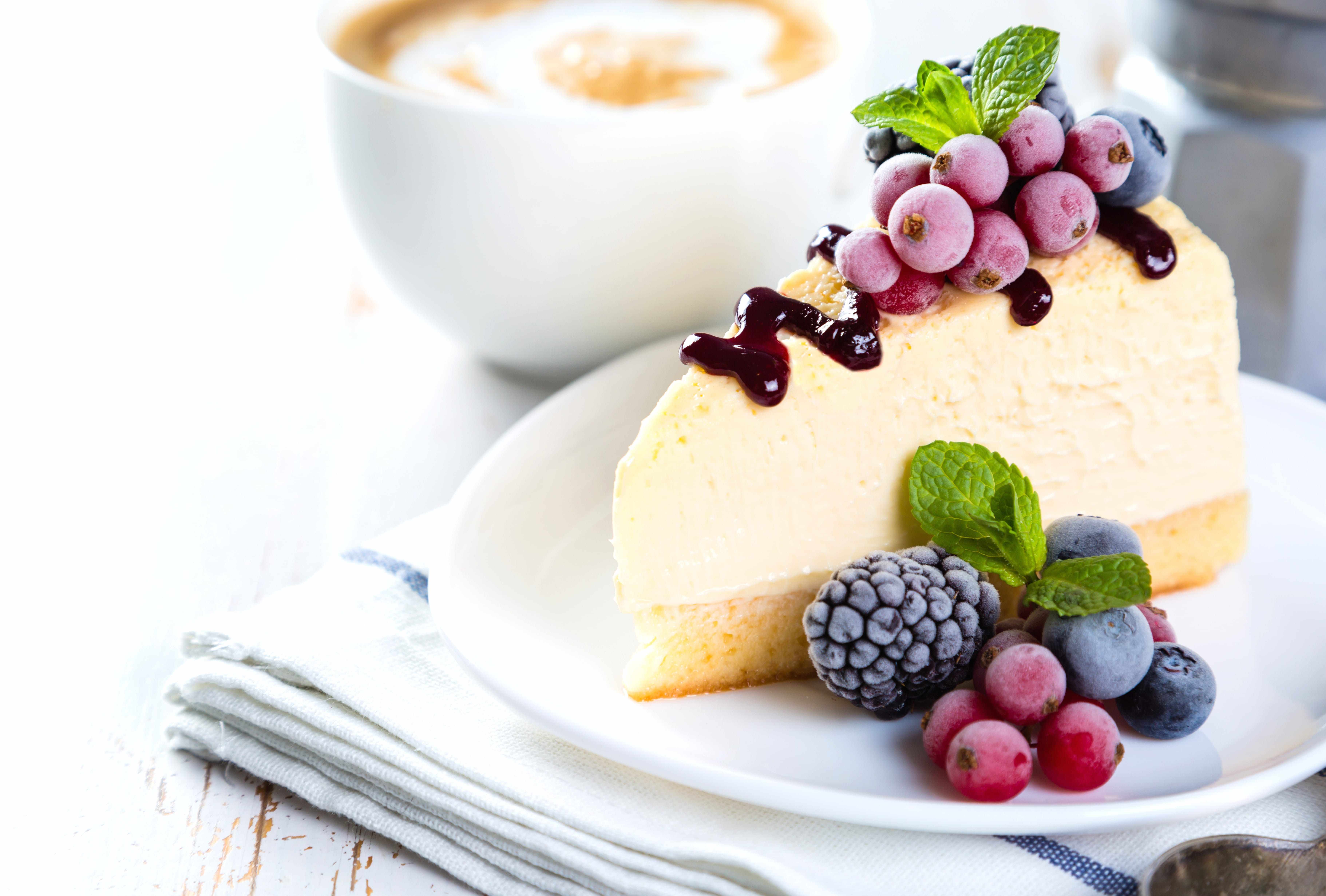 Berry Pastry Dessert Food Cheesecake 8k Ultra at 1600 x 1200 size wallpapers HD quality