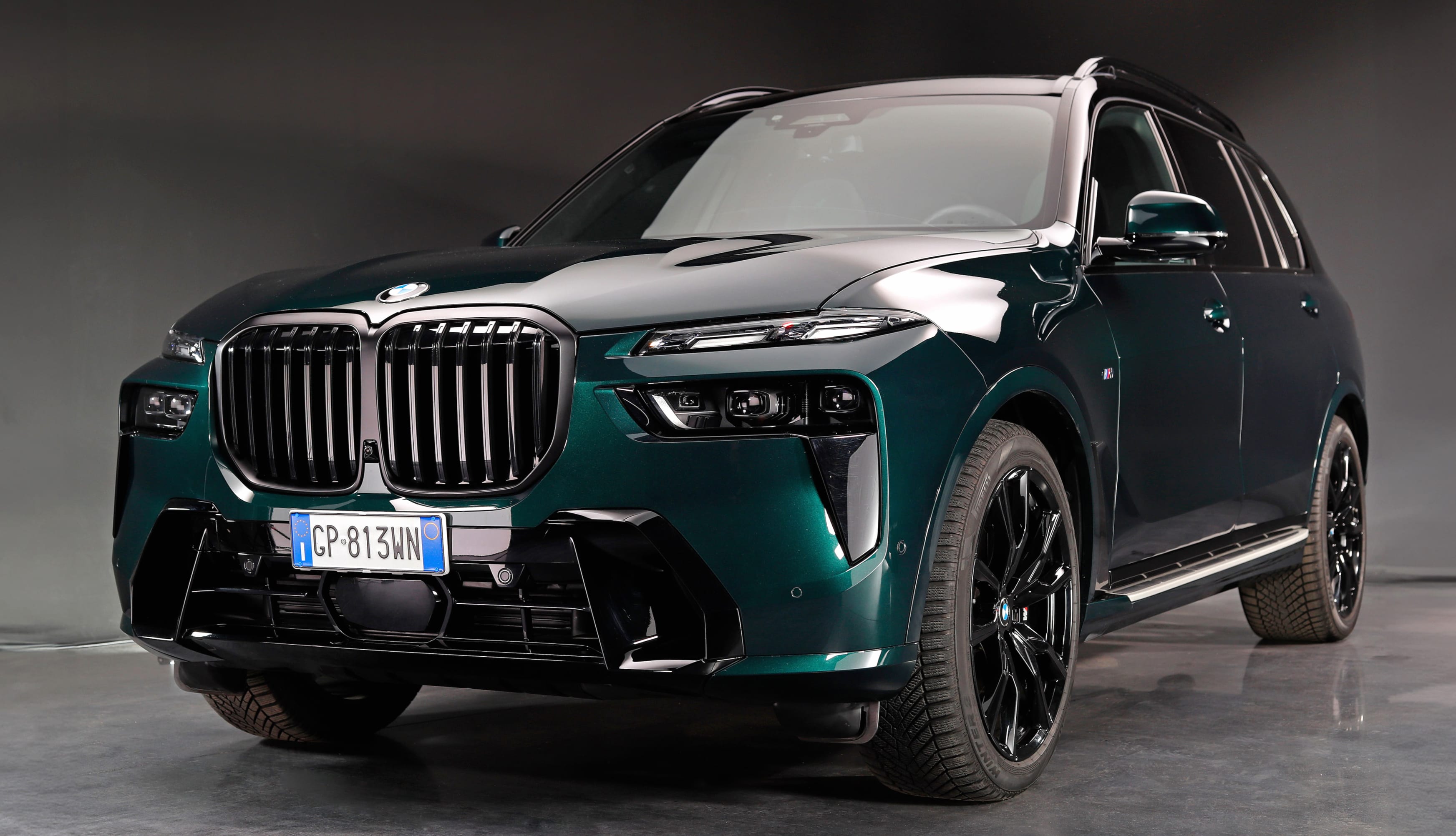 BMW X7 xDrive40d M Sport Poldo Dog Couture 2024 wallpapers HD quality