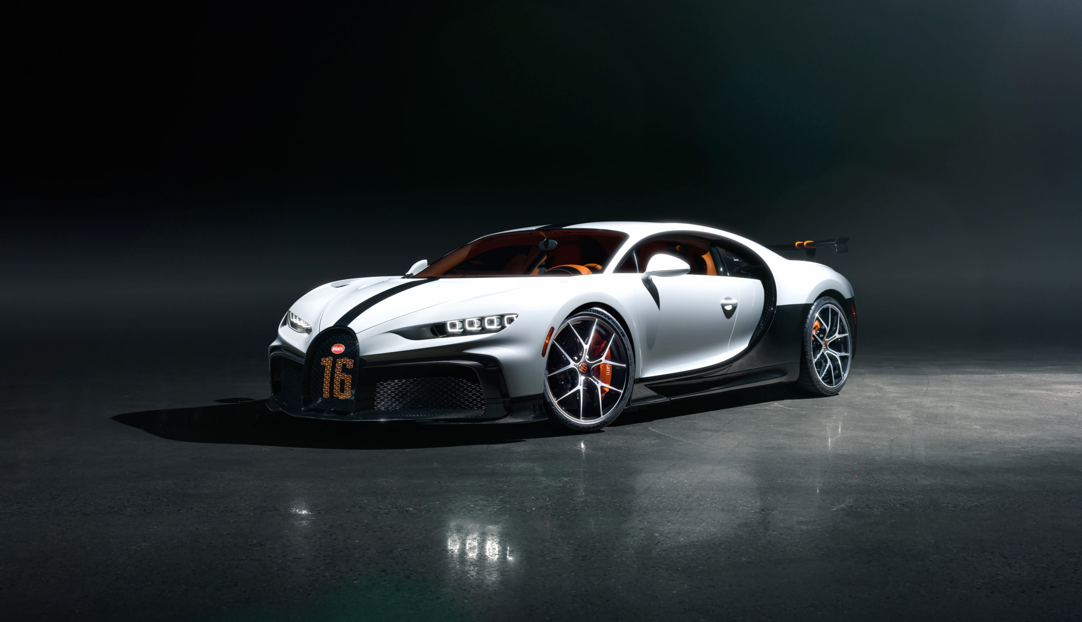 Bugatti Chiron Pur Sport 8K wallpapers HD quality